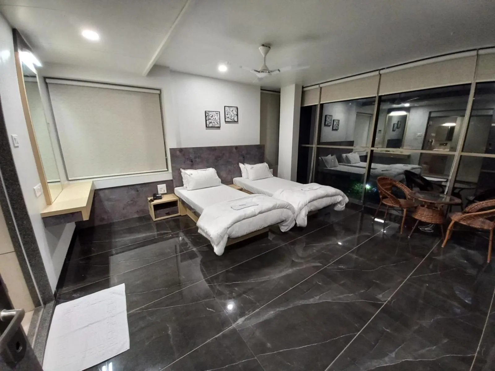 Bed in Hotel O2 Sangli