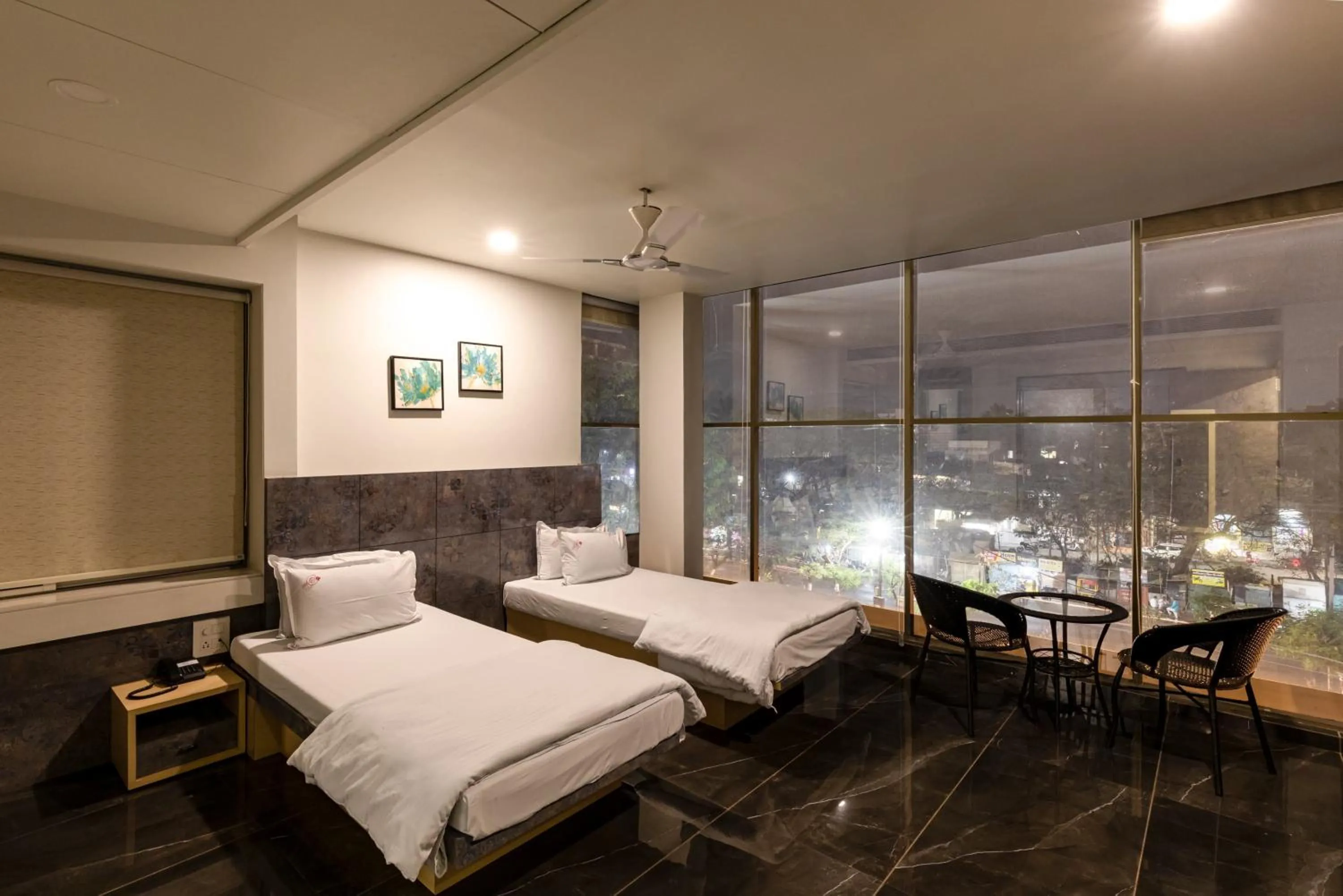 Bedroom, Bed in Hotel O2 Sangli