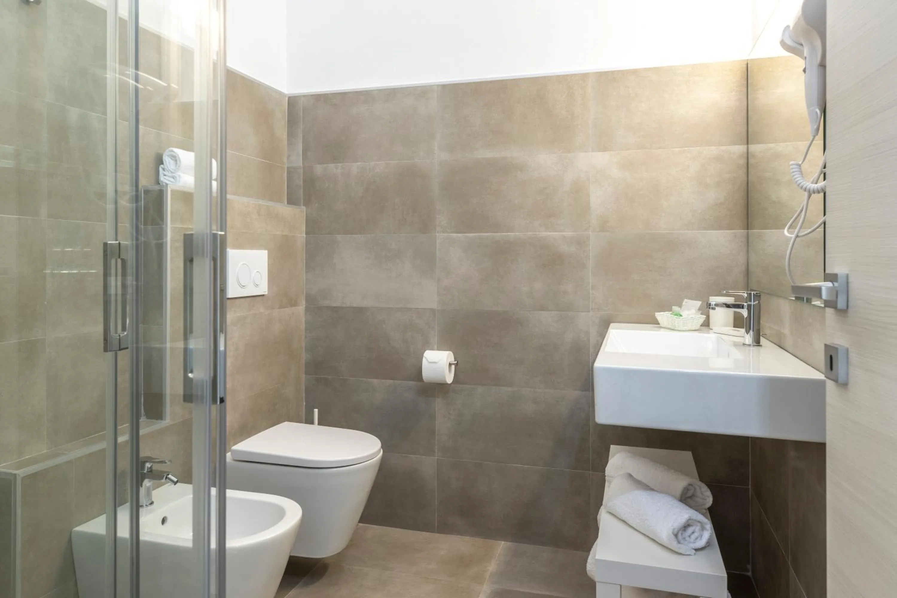 Shower in Hotel S'arena Beach