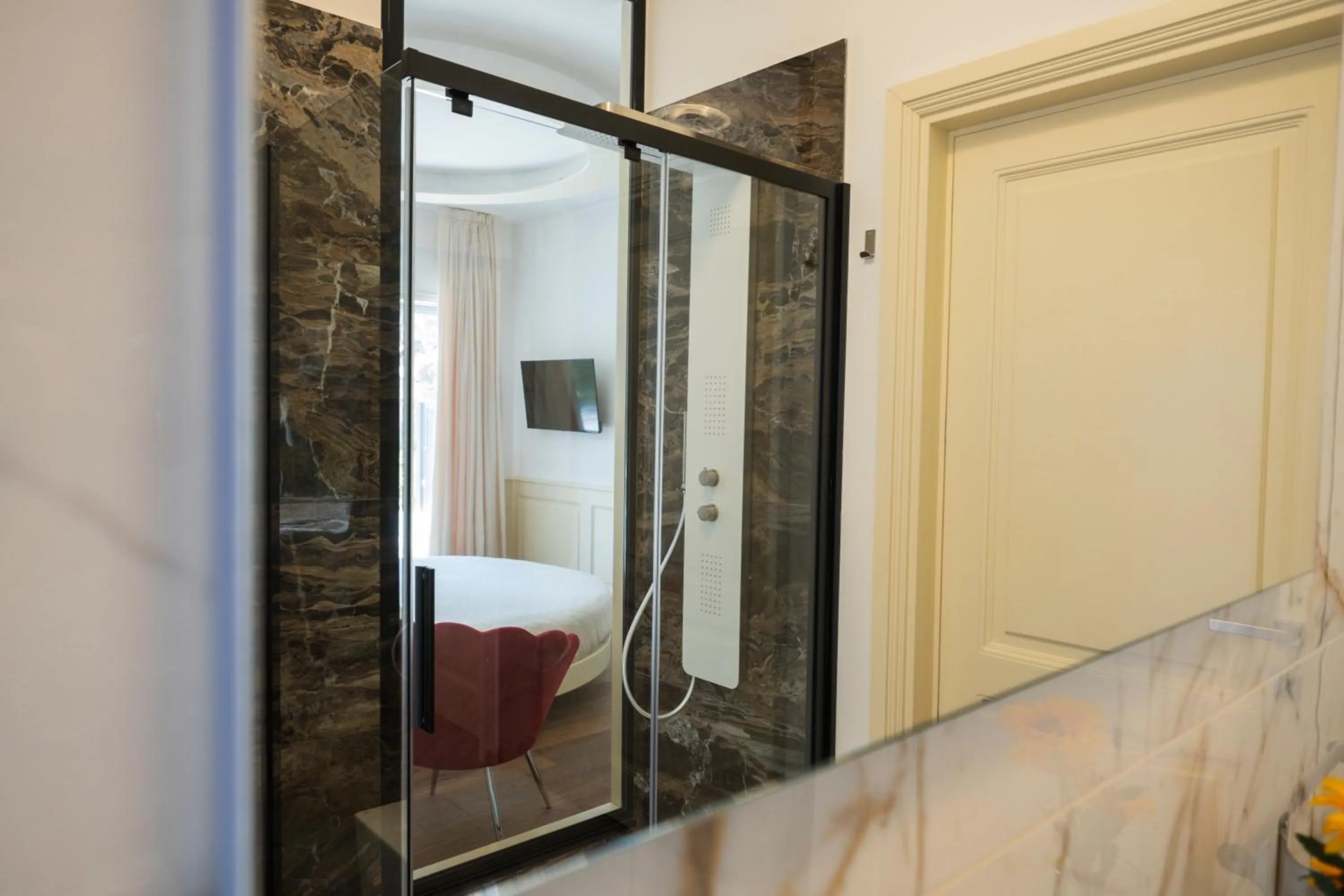 Bathroom in Luxury B&B La Riserva Dannunziana