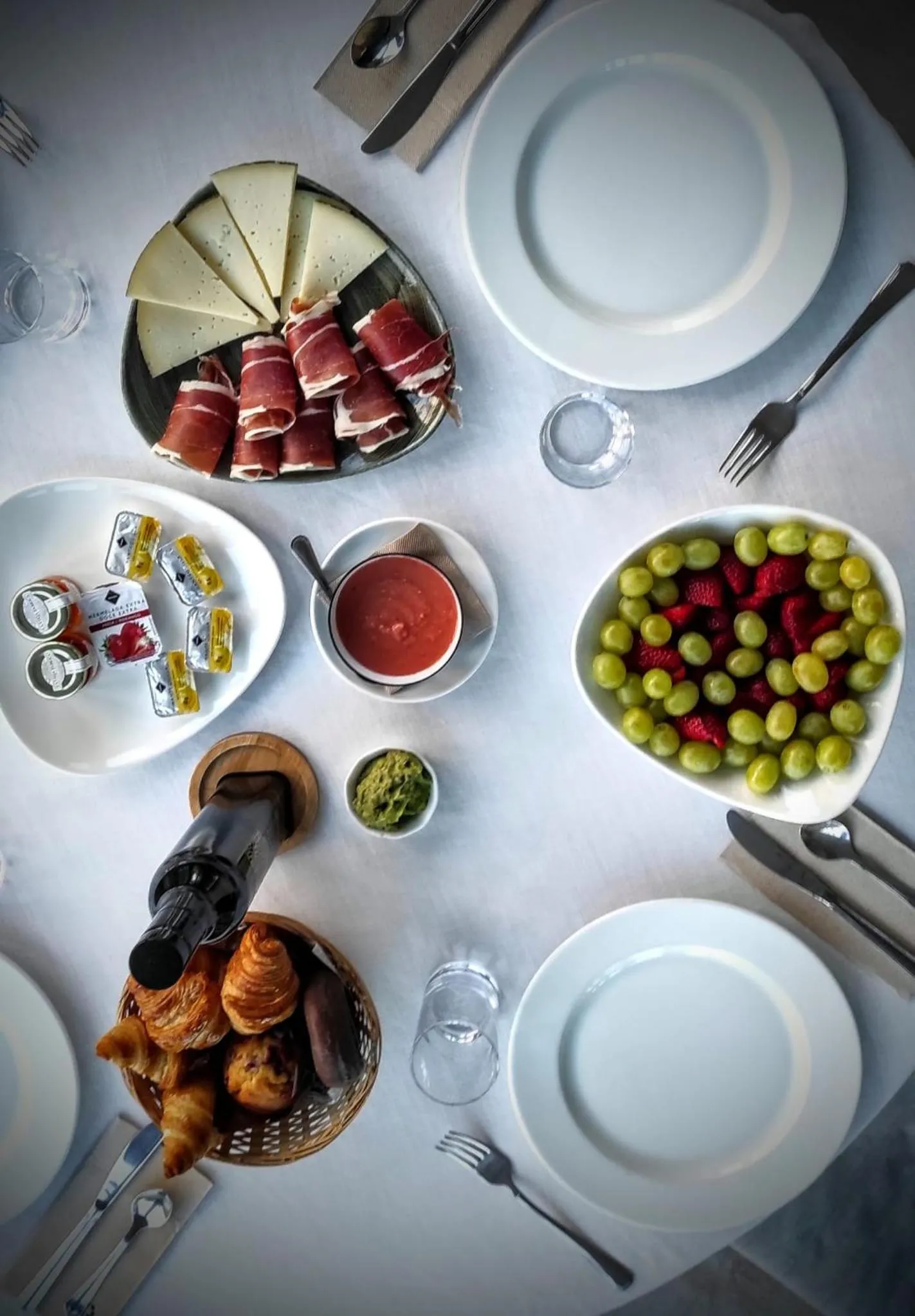 Breakfast in Corzo Hotel