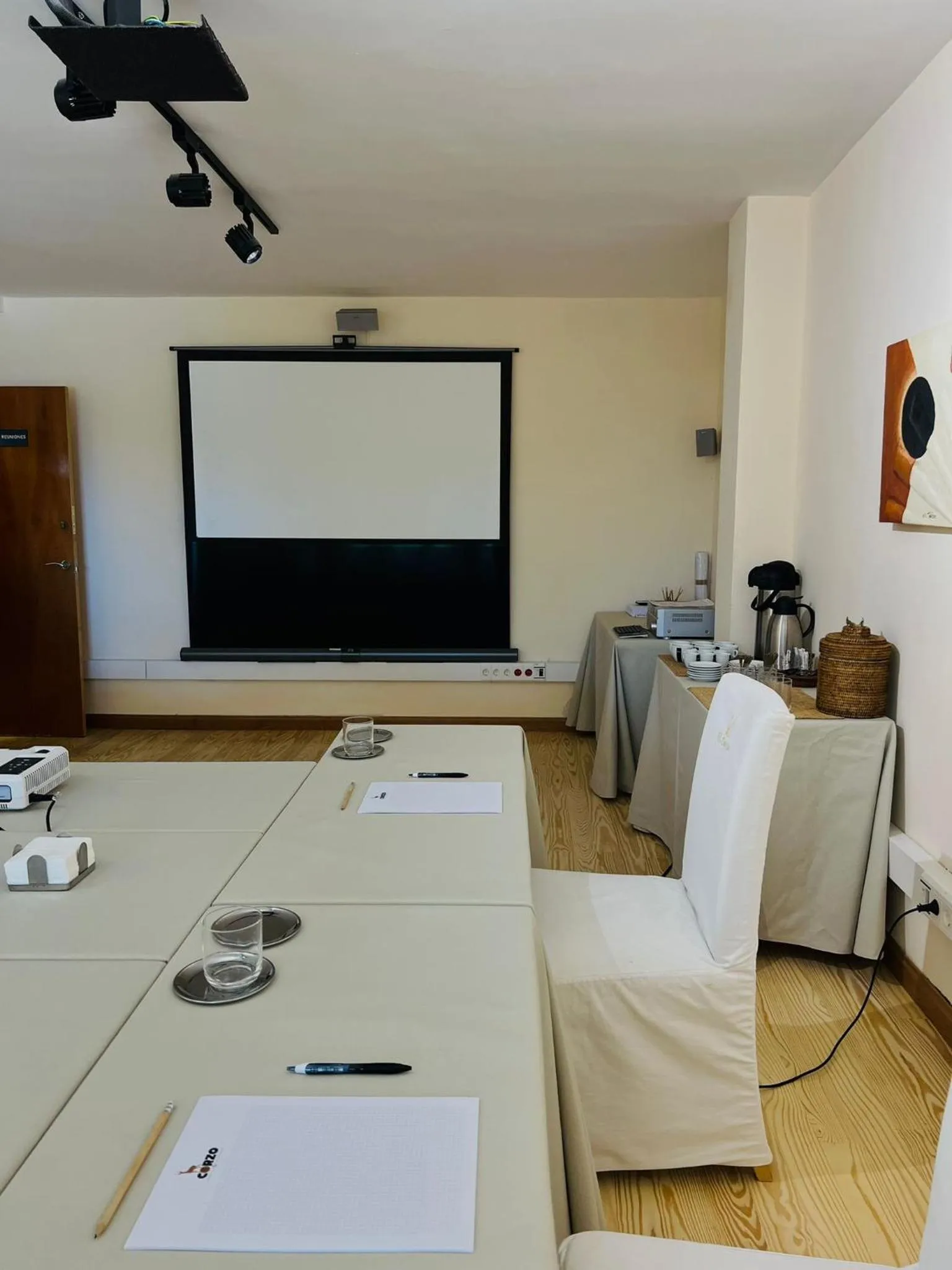 Meeting/conference room in Corzo Hotel