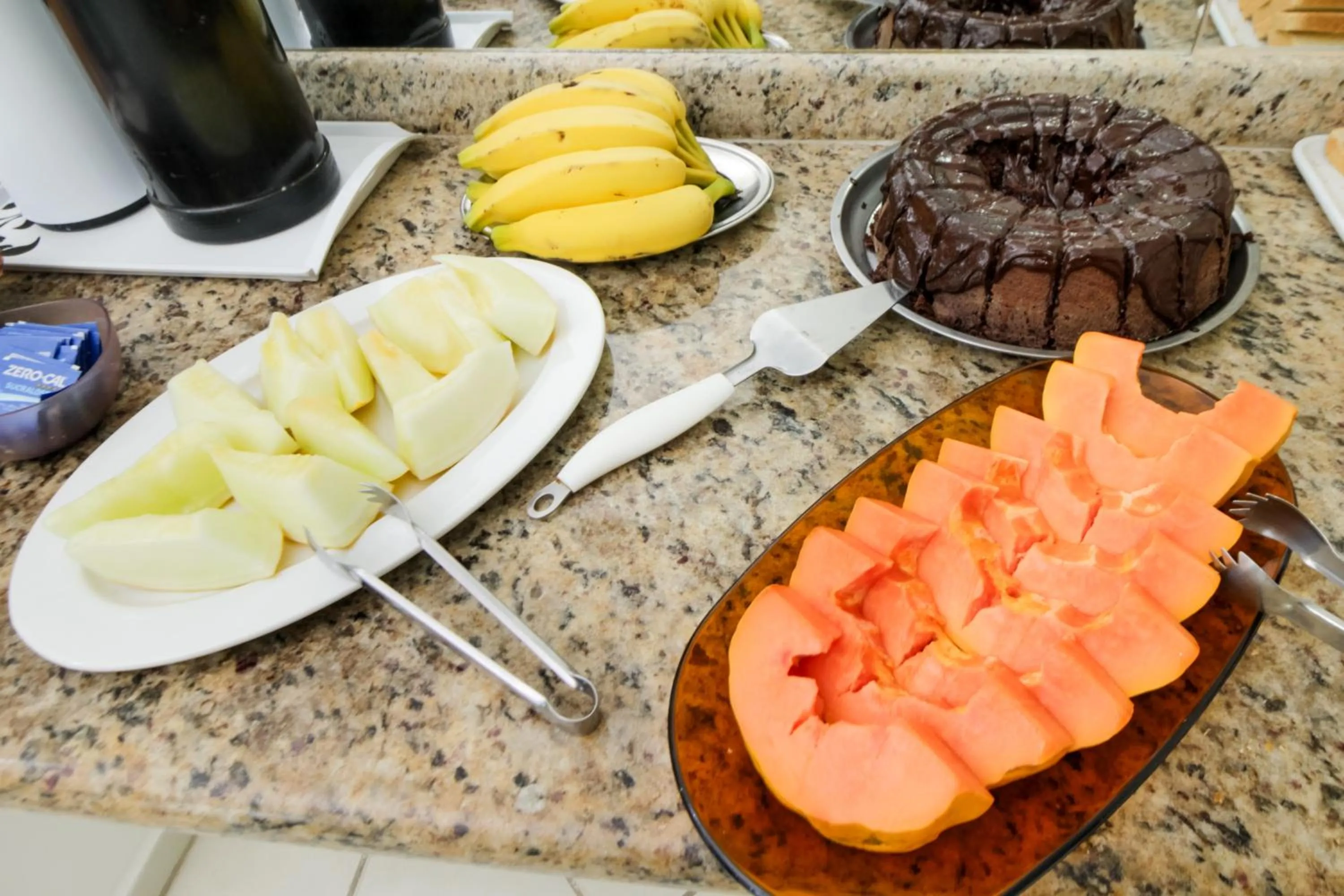 Food and drinks in VELINN Pousada Entre Praias