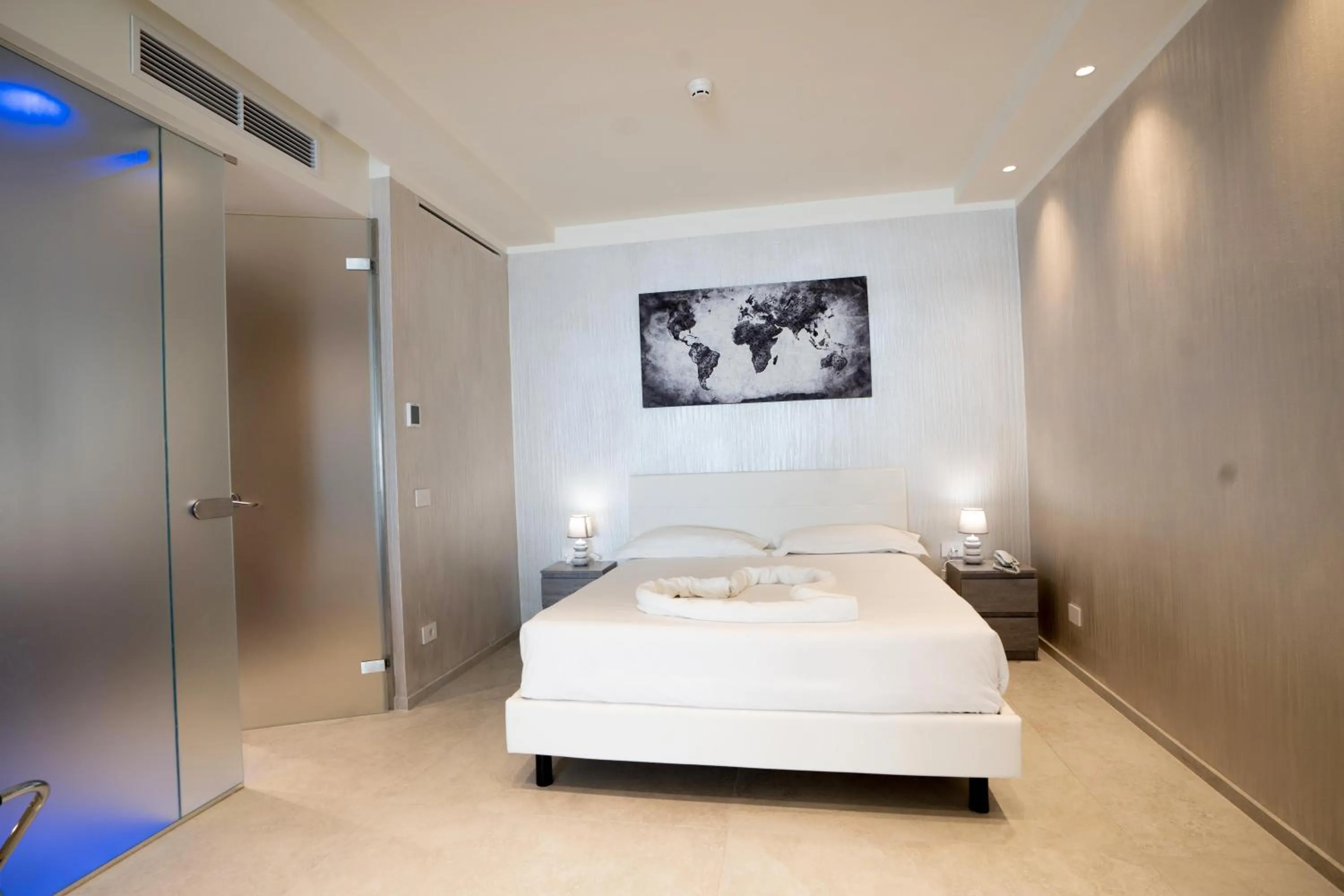 Bed in Catania Sea Palace Hotel