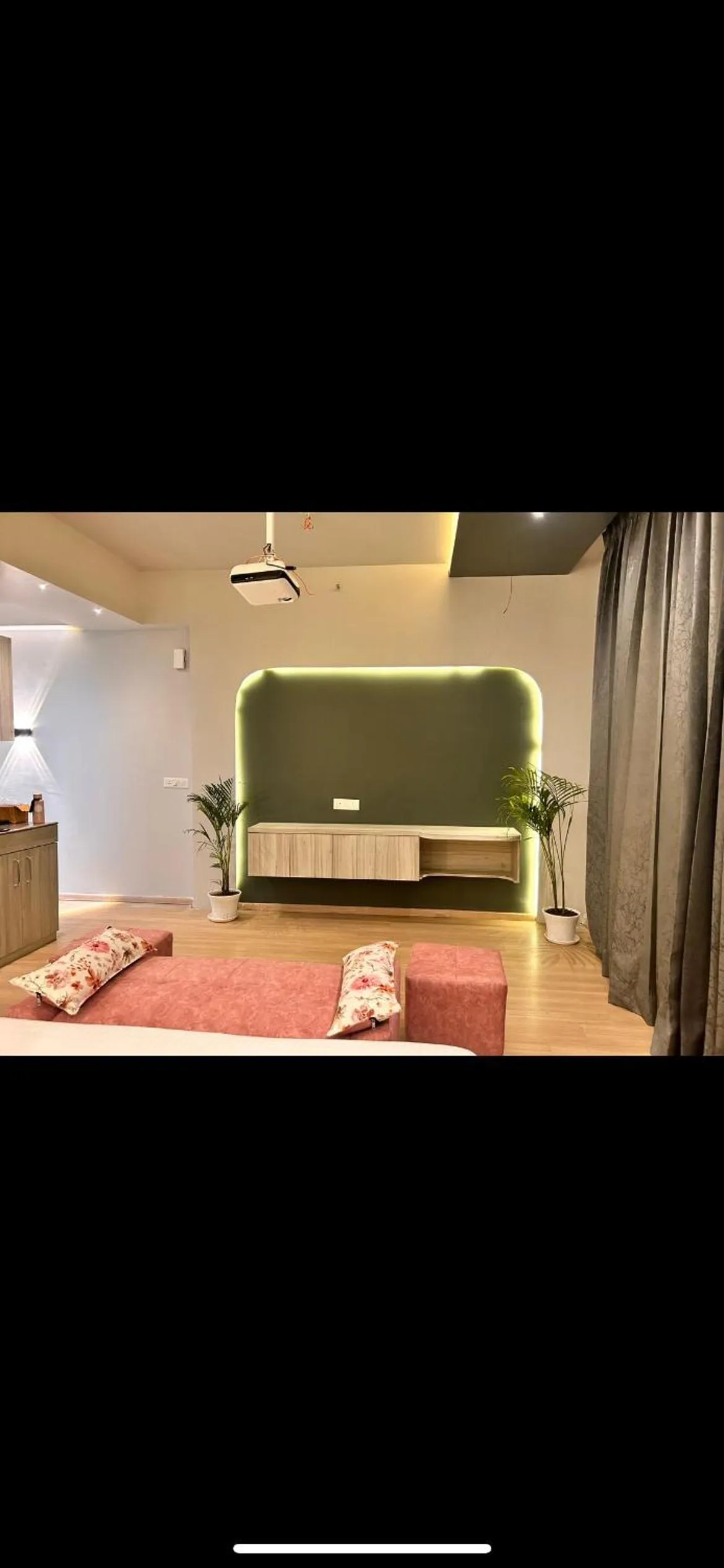 Bed in The Origin Suites DLF MY PAD