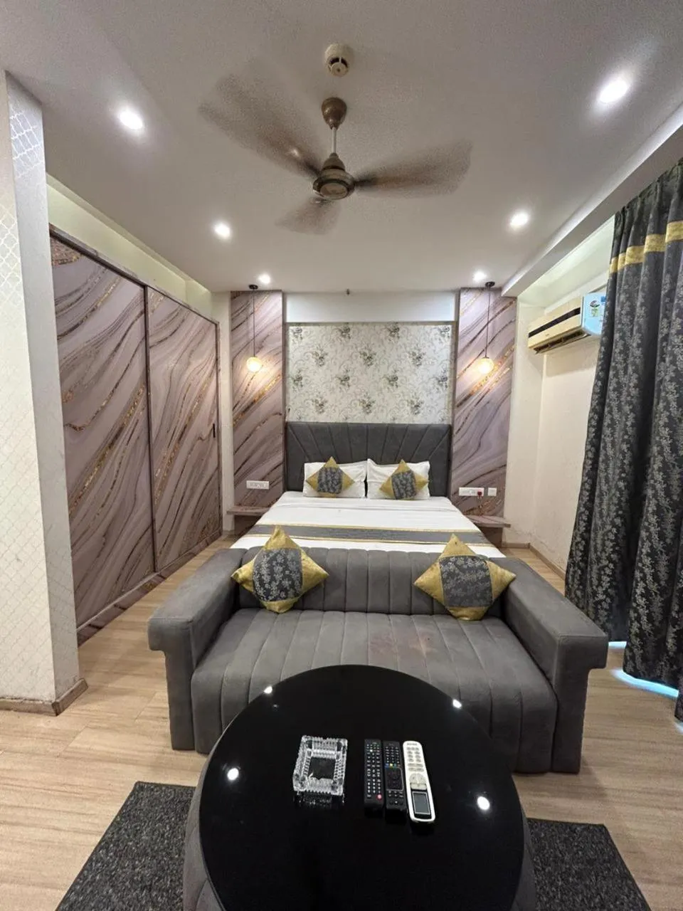 Bed in The Origin Suites DLF MY PAD