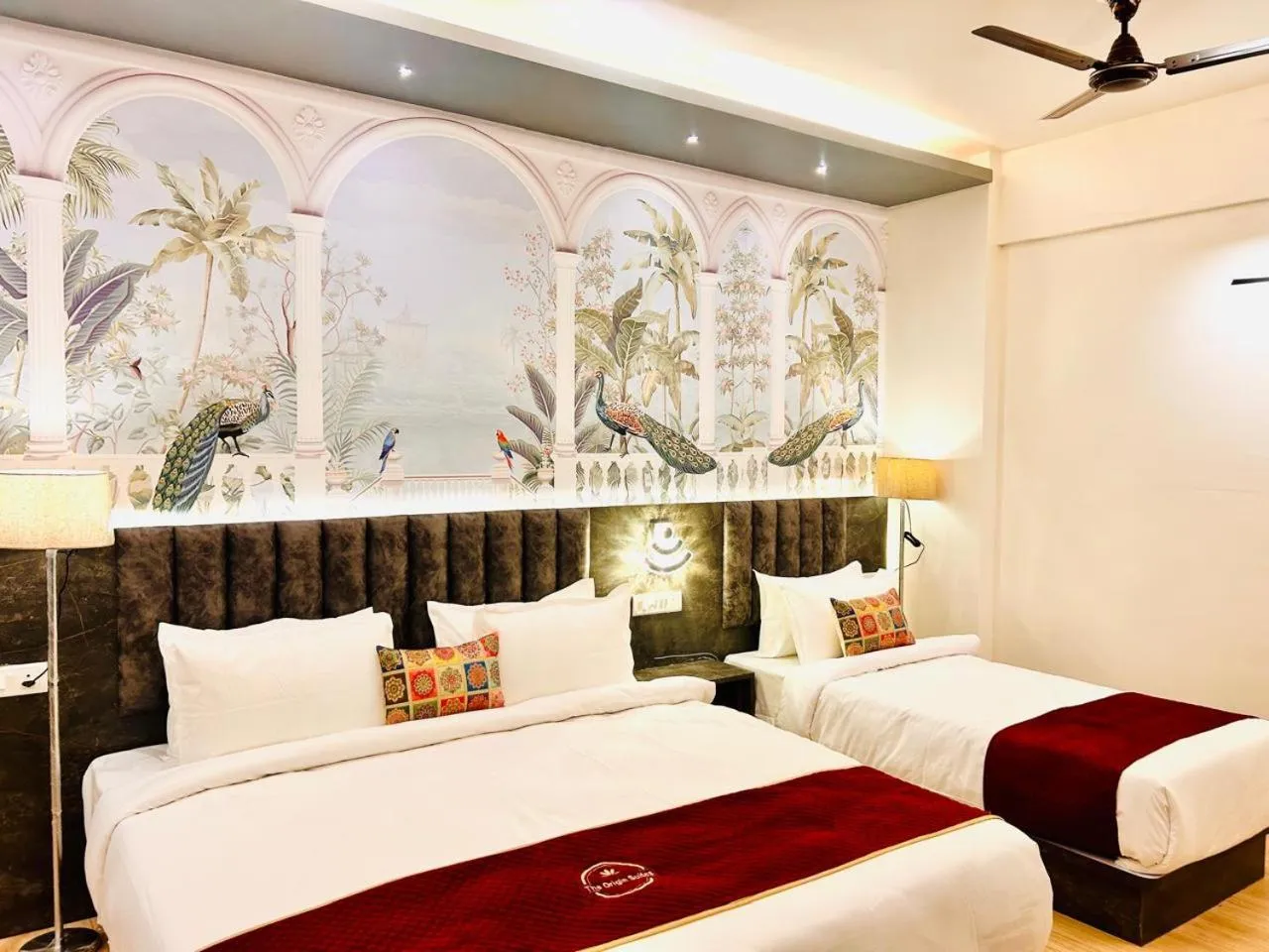 Bed in The Origin Suites DLF MY PAD