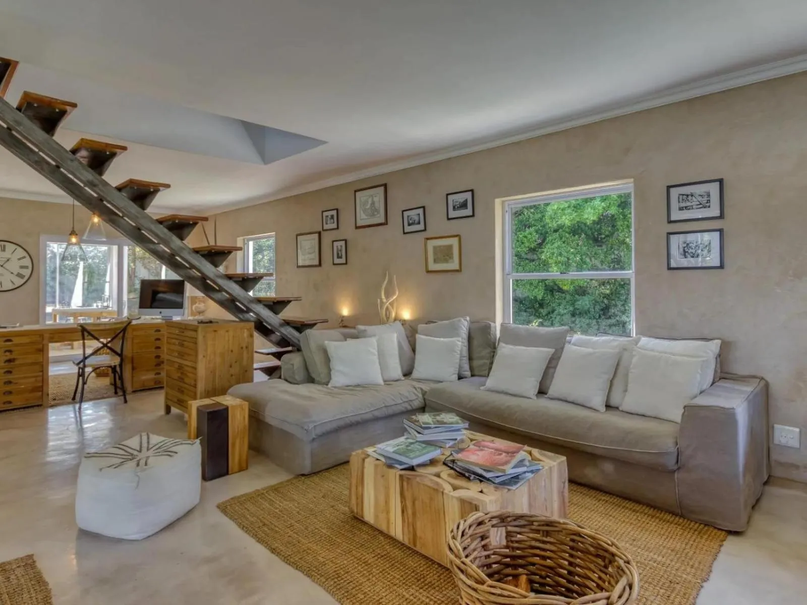 Living room in Explorer Guesthouse