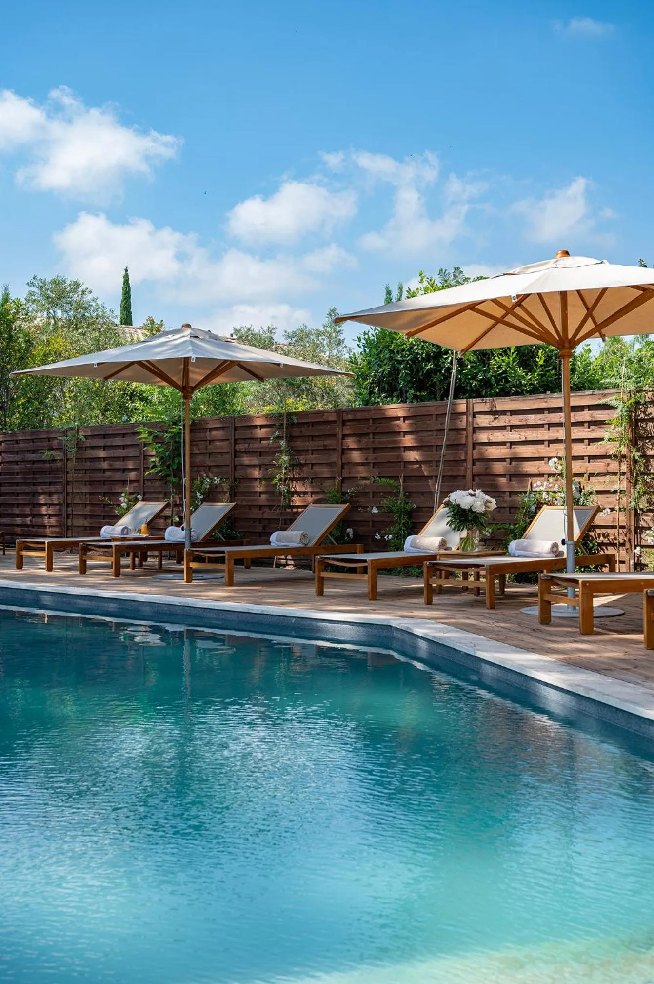 Pool view in Lou Cagnard