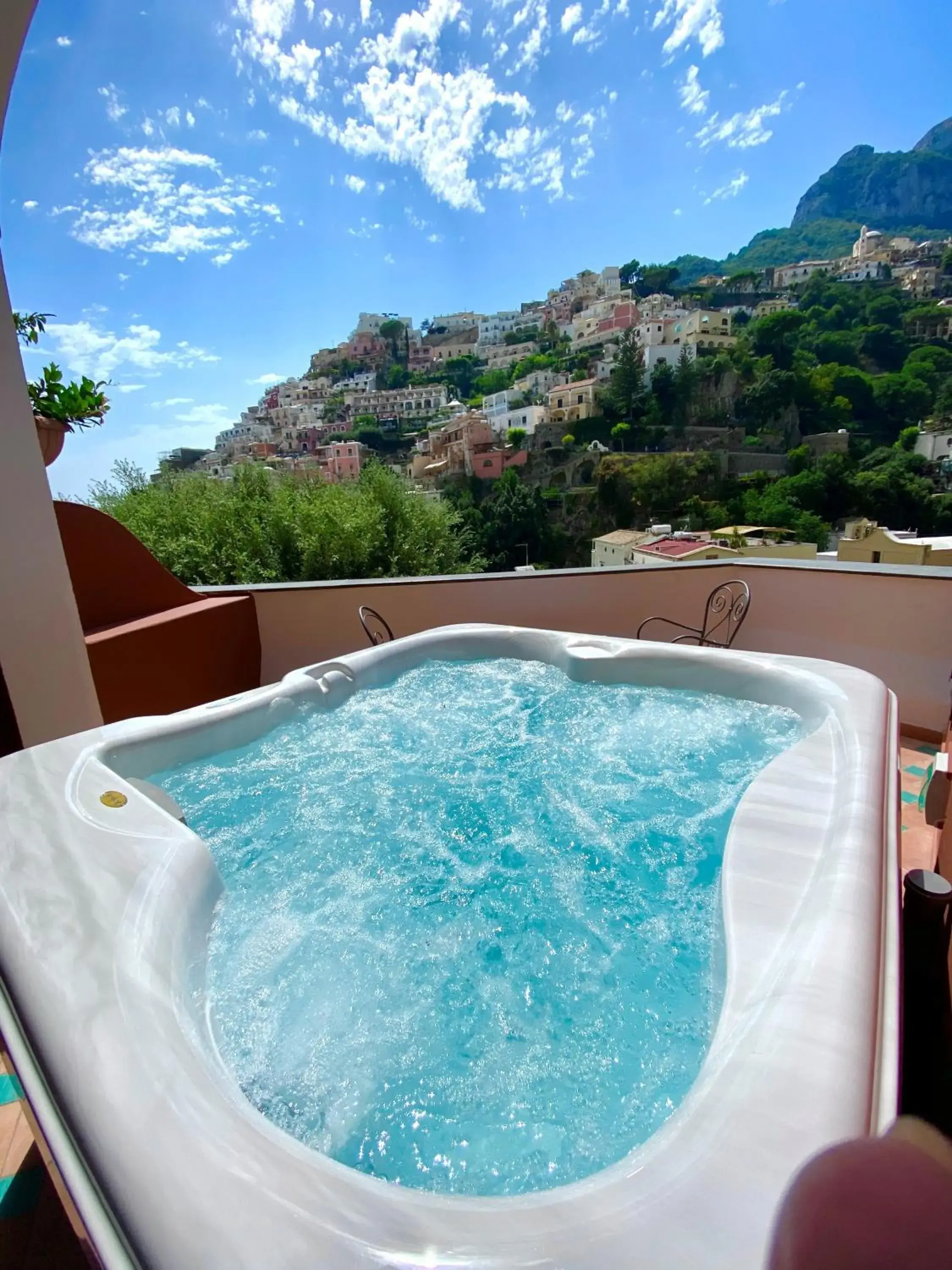 Deluxe Double Room with Bath in Hotel Savoia Deluxe Double Room with Bath in Hotel Savoia