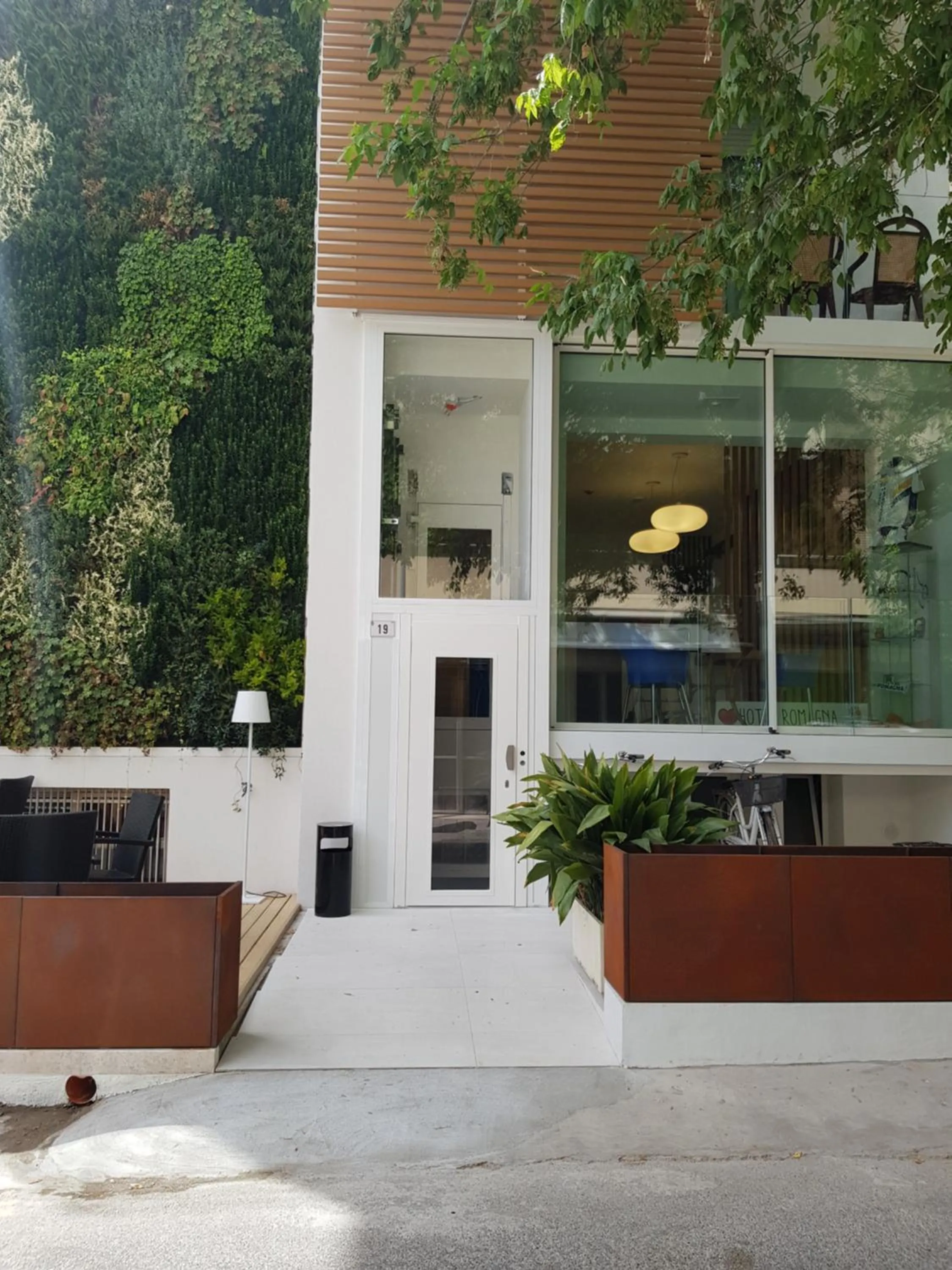 Facade/entrance in Hotel Romagna