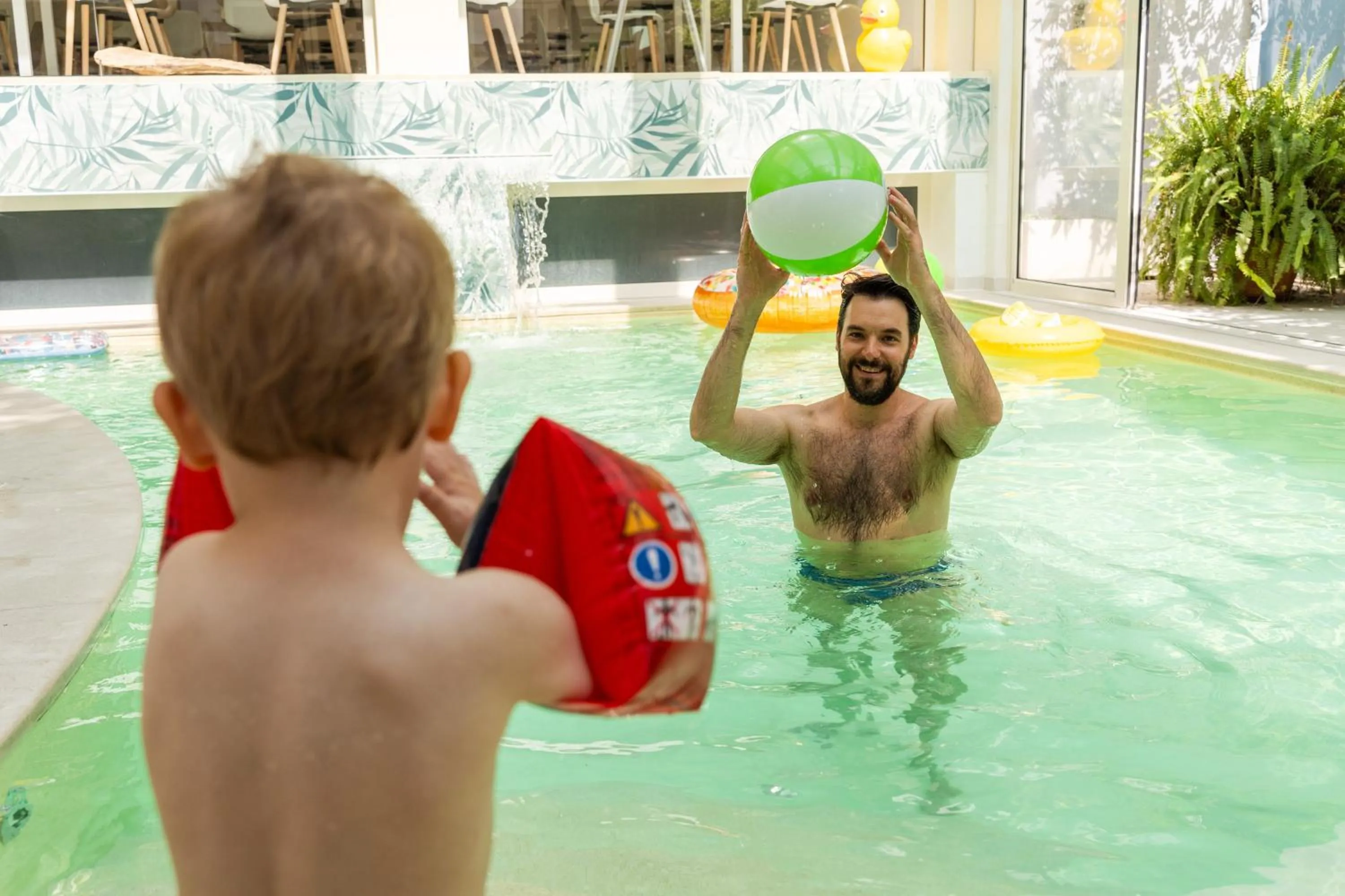 Swimming pool in Hotel Romagna
