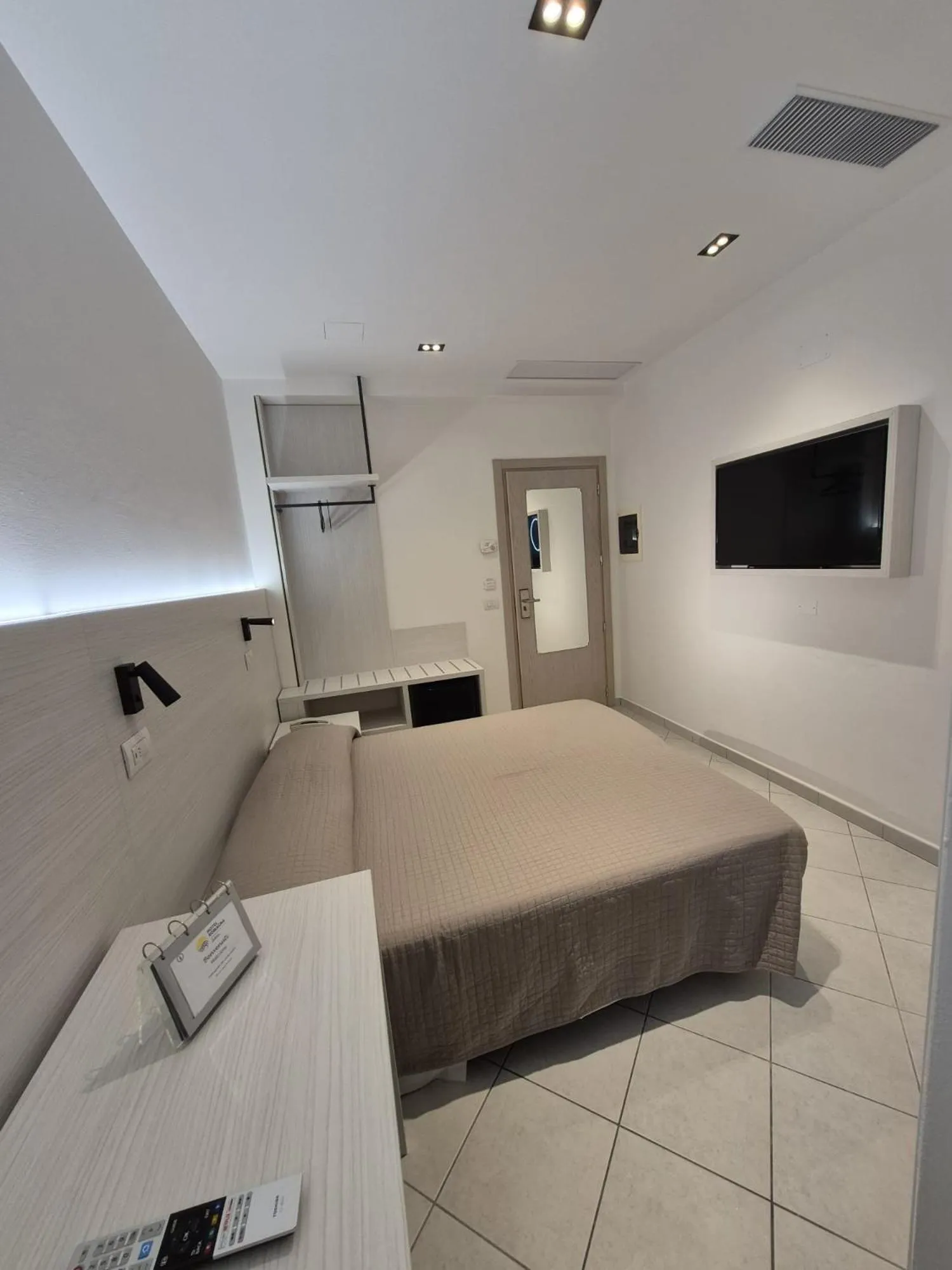 Photo of the whole room, Bed in Hotel Romagna