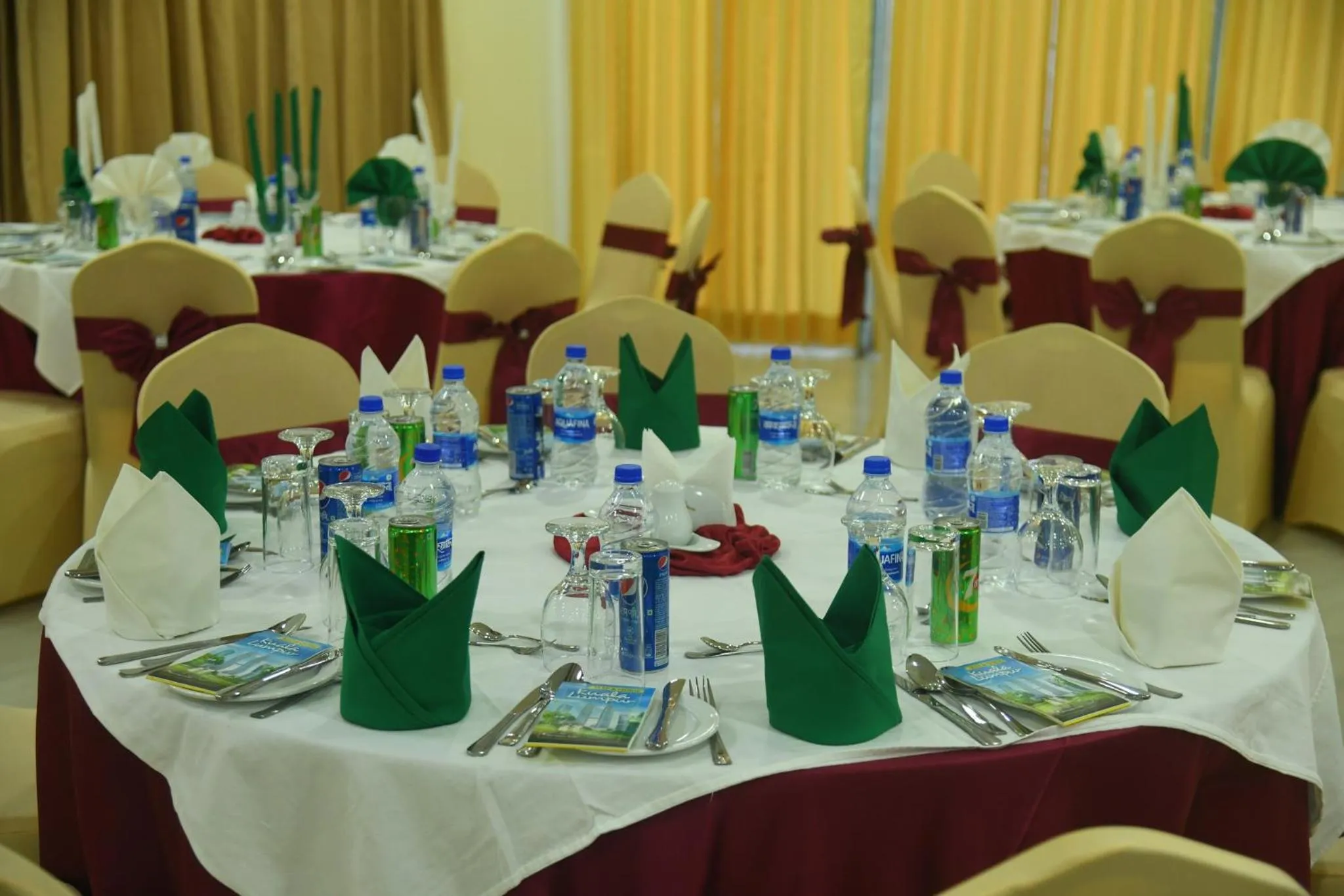 Restaurant/places to eat in Hotel Crystal Rose - Sylhet
