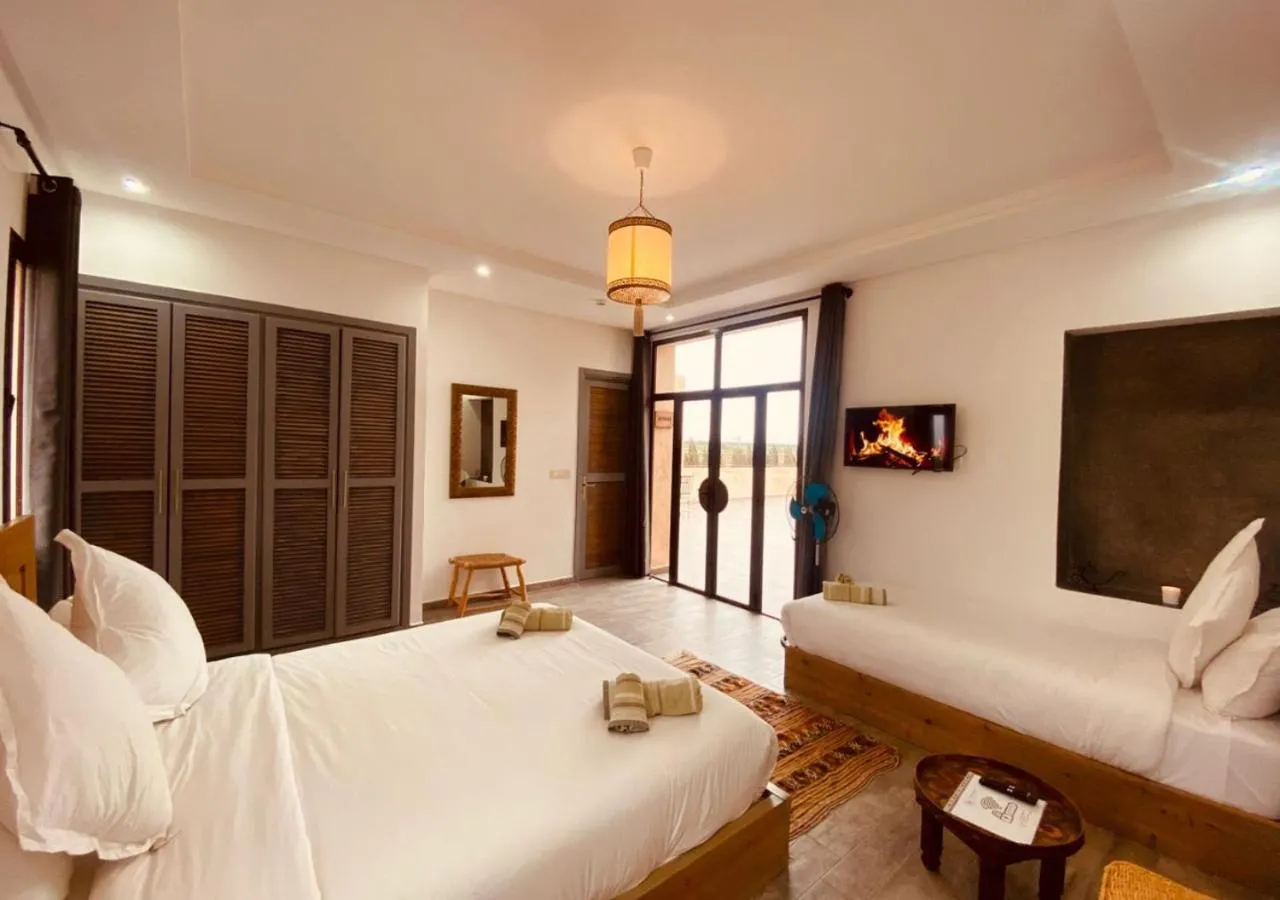 Family, Bed in Dar Ayman Essaouira