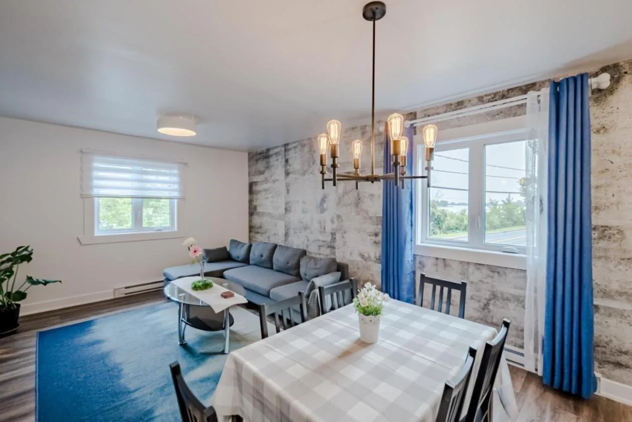 Nice River & Mountain View+4 Beds+Free parking