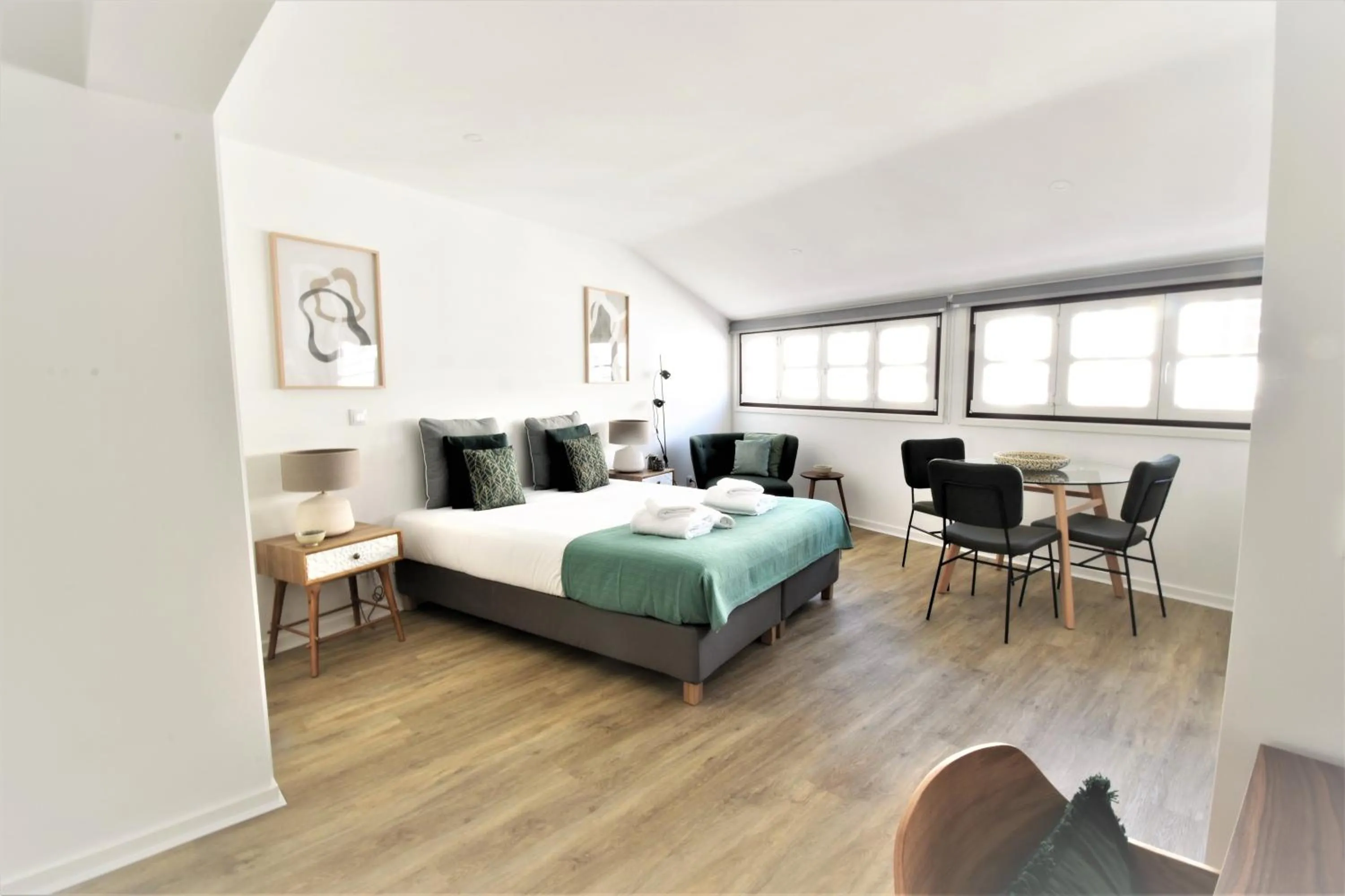 Photo of the whole room, Bed in Sophia Studios