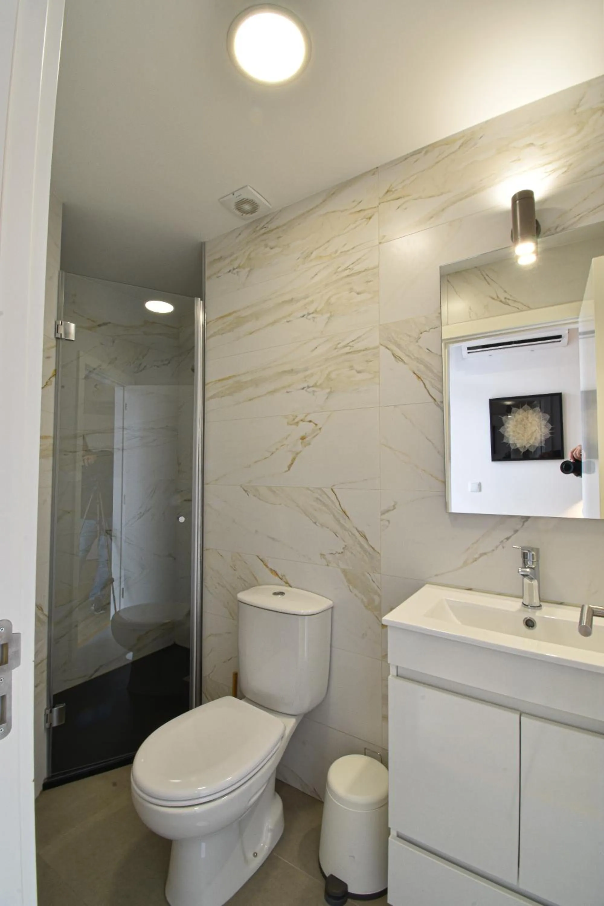 Shower in Sophia Studios