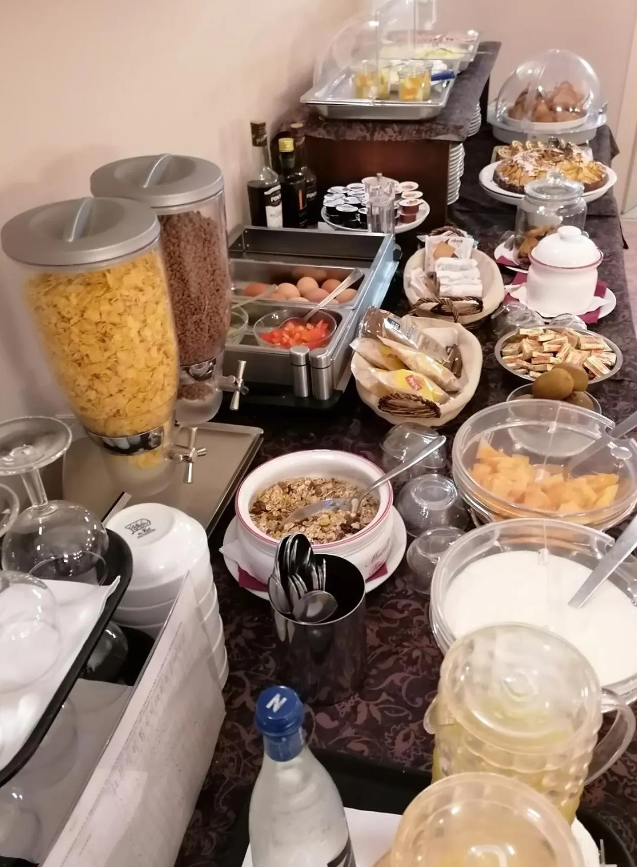 Breakfast in Hotel Boston