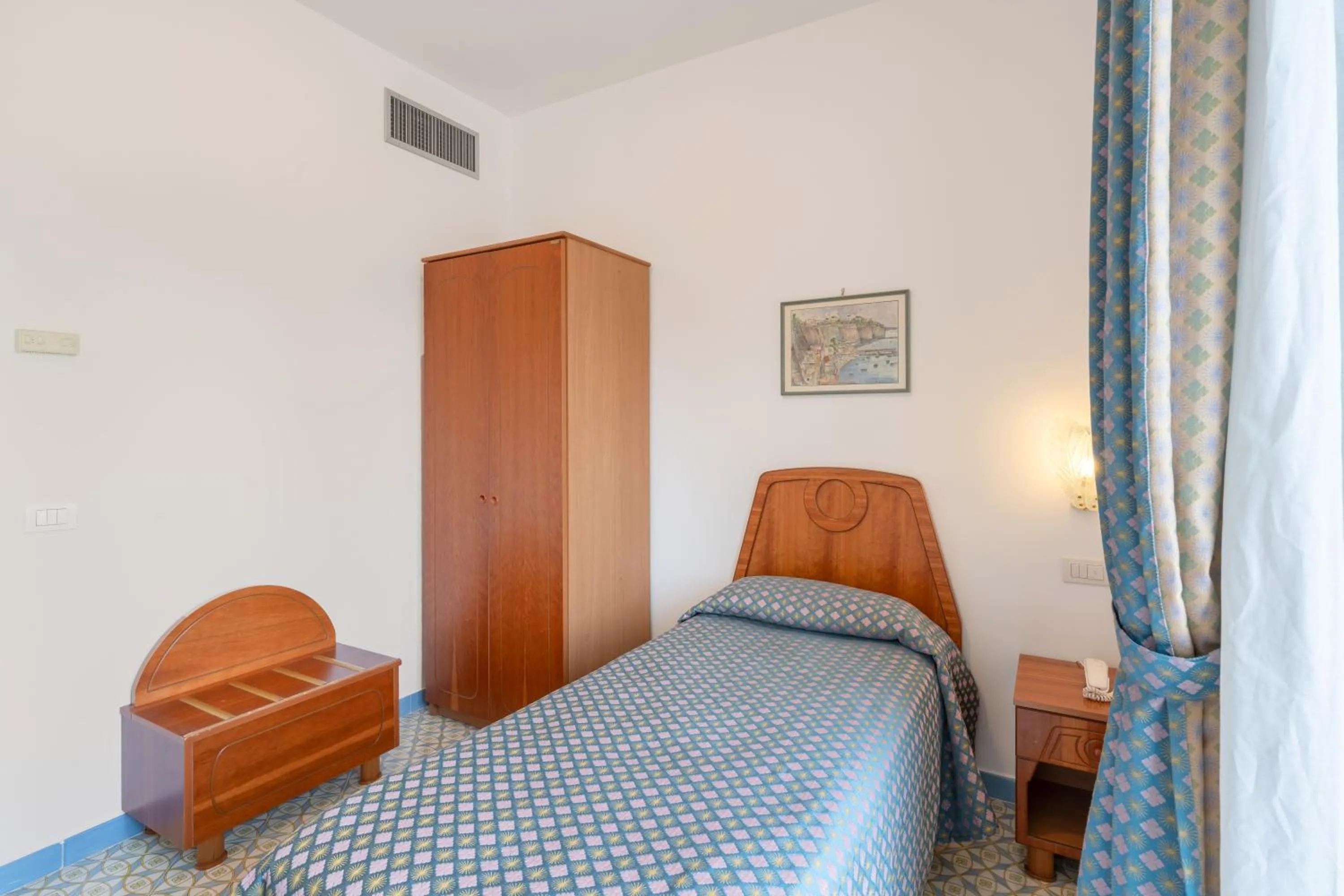 Bedroom, Bed in Hotel Eliseo Park's