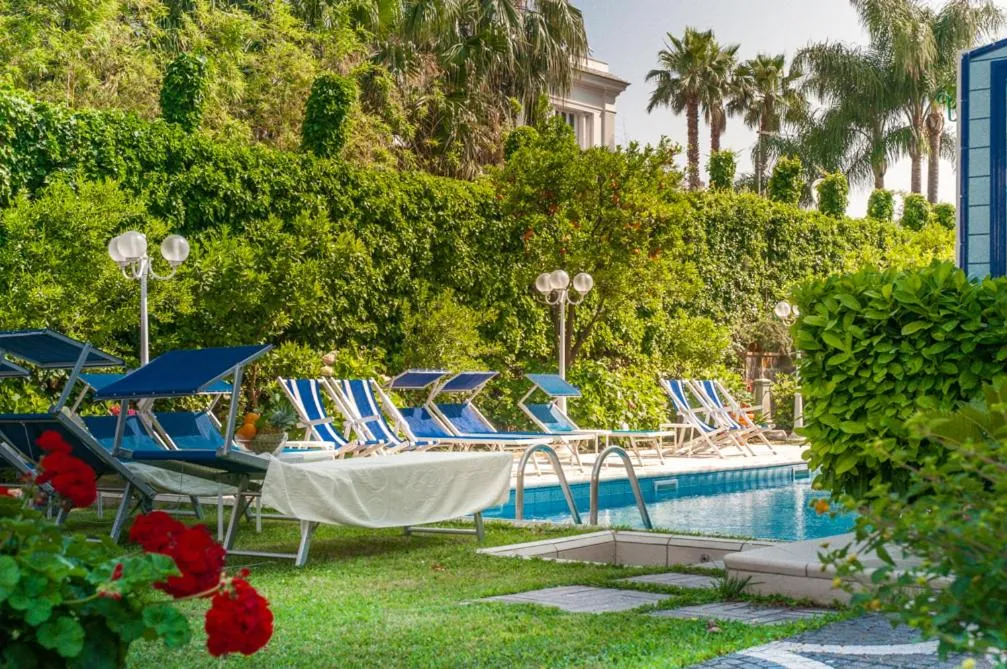 Garden in Hotel Eliseo Park's