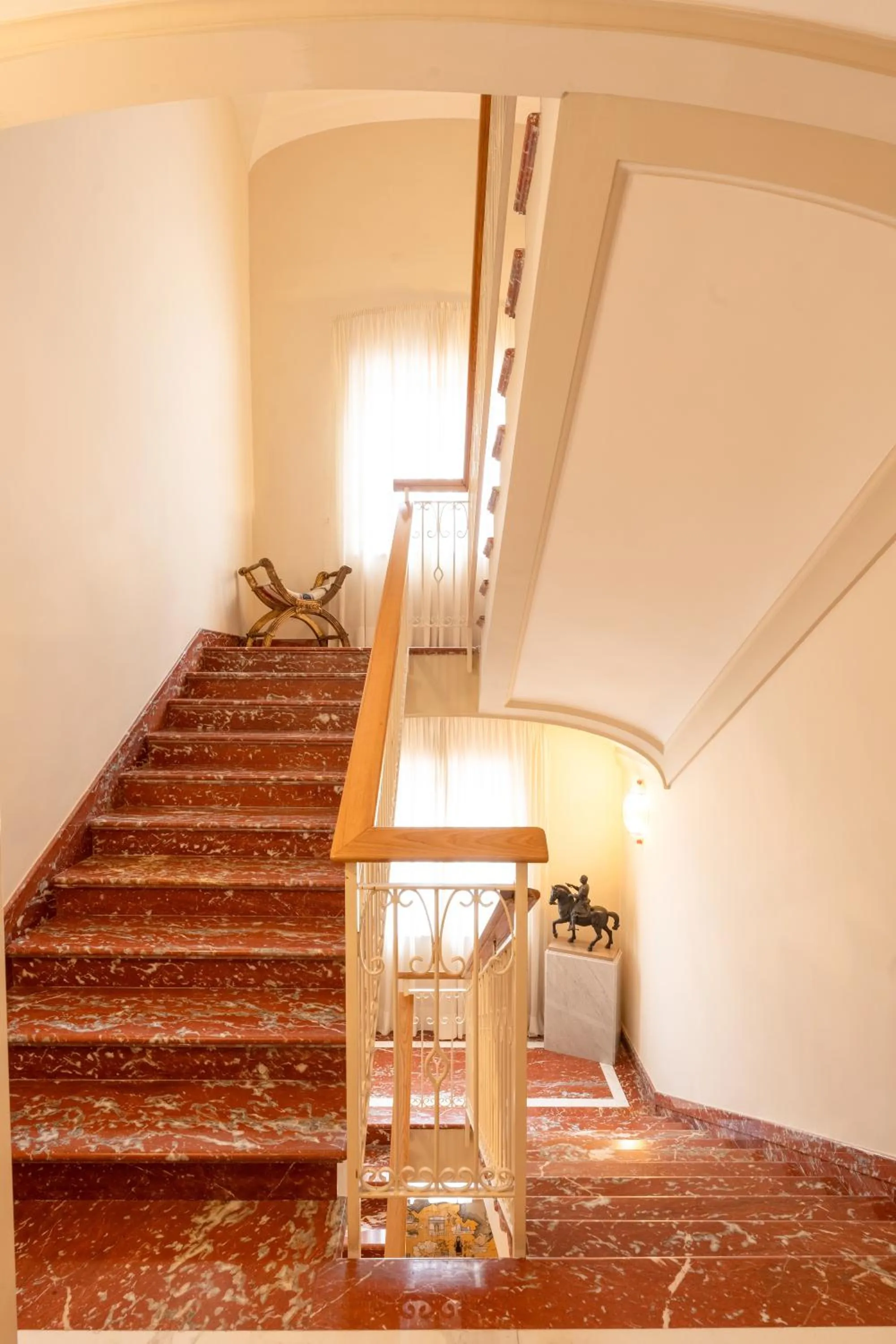 Decorative detail in Hotel Eliseo Park's