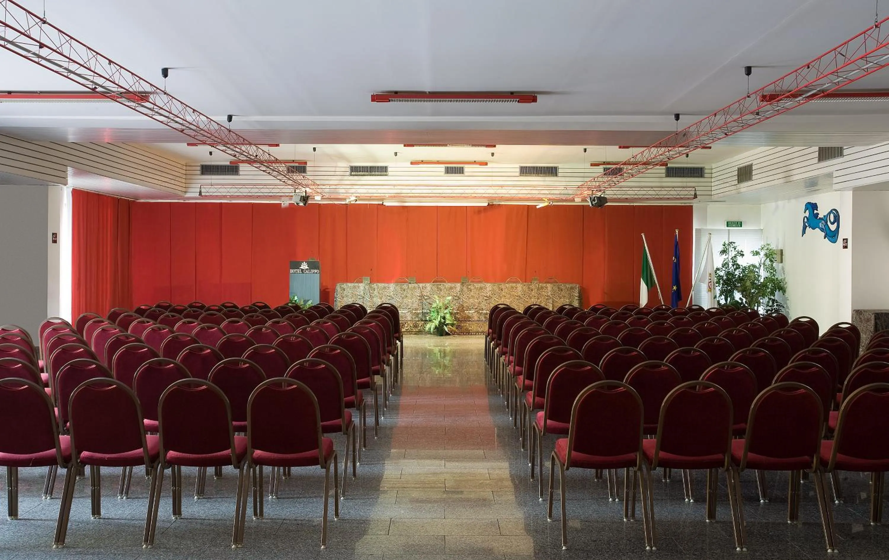 Meeting/conference room in Hotel Califfo