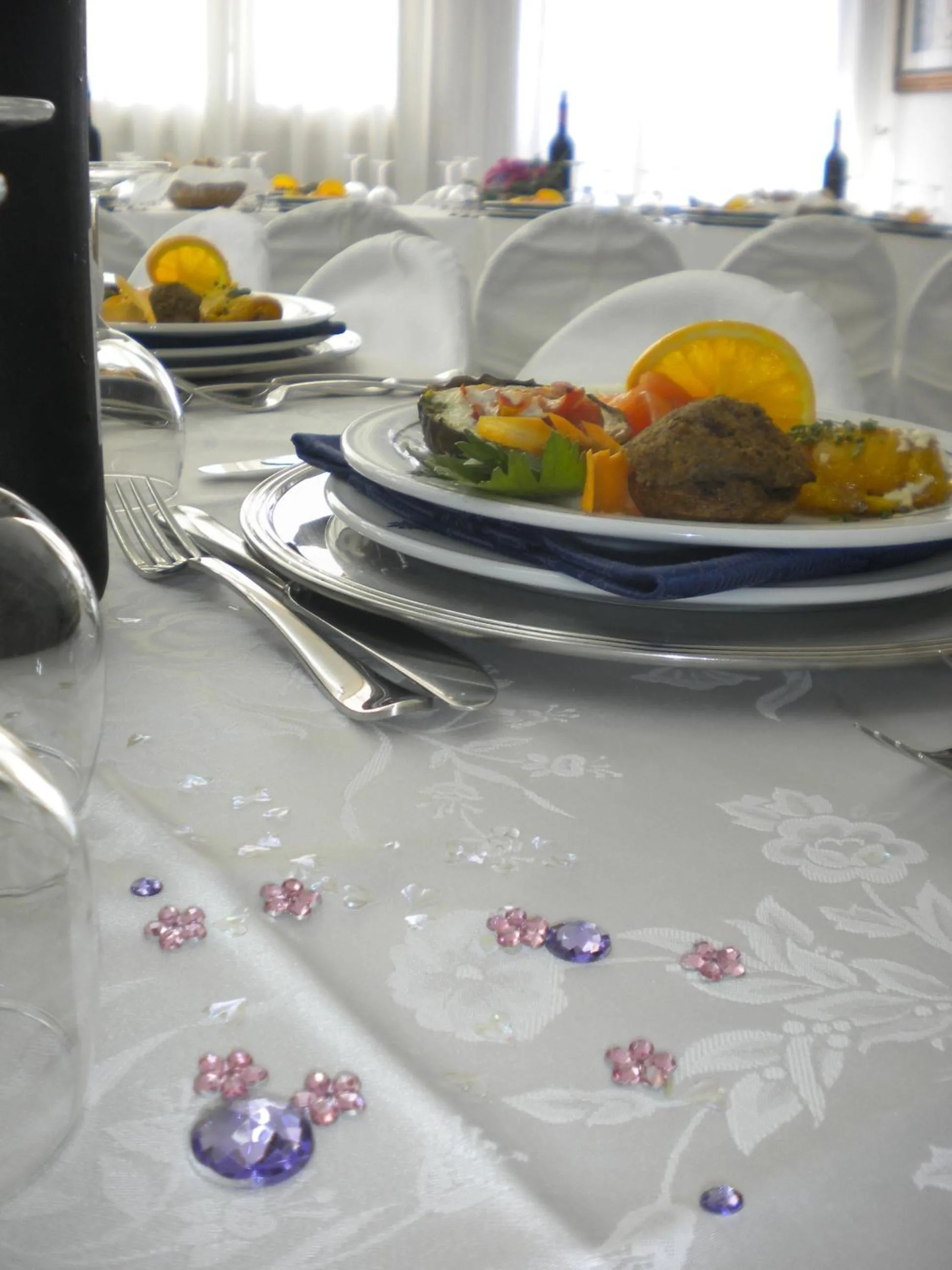 Restaurant/places to eat in Hotel Califfo