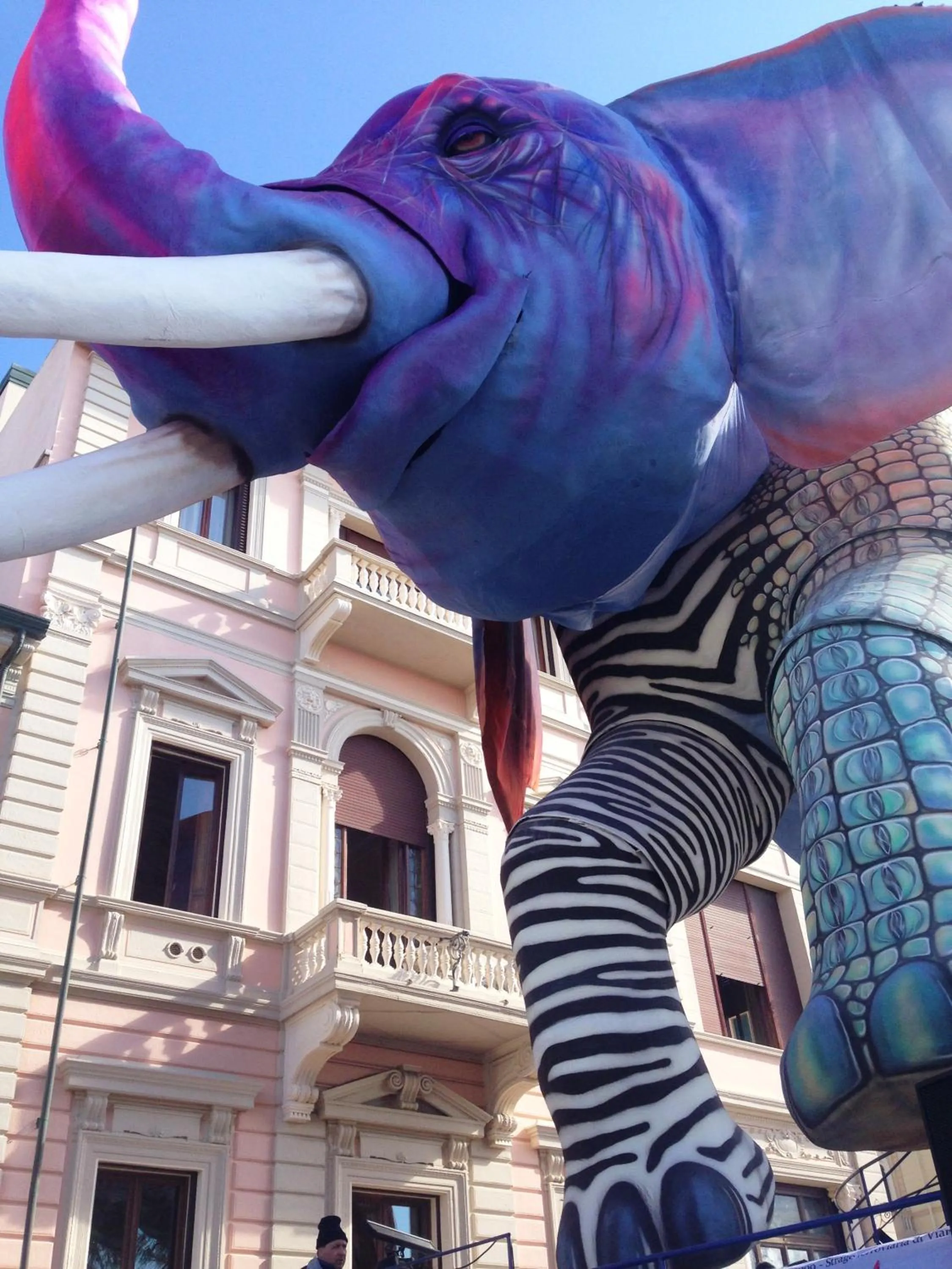 Decorative detail in Villa Tina Hotel