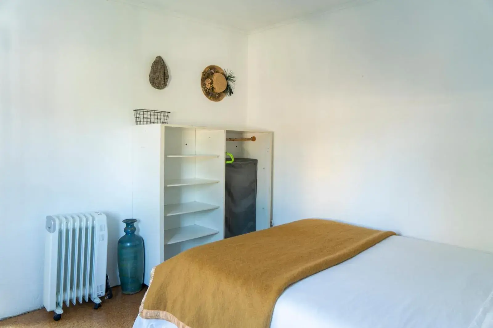 Deluxe Double Room with Shower - single occupancy in Growth House Deluxe Double Room with Shower - single occupancy in Growth House