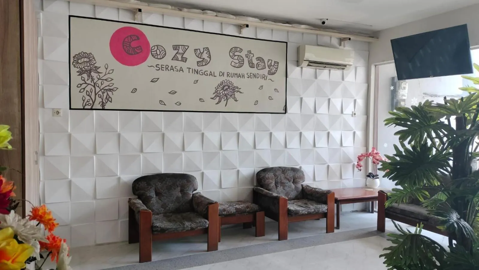 Property logo or sign in Kozy 15 Guesthouse