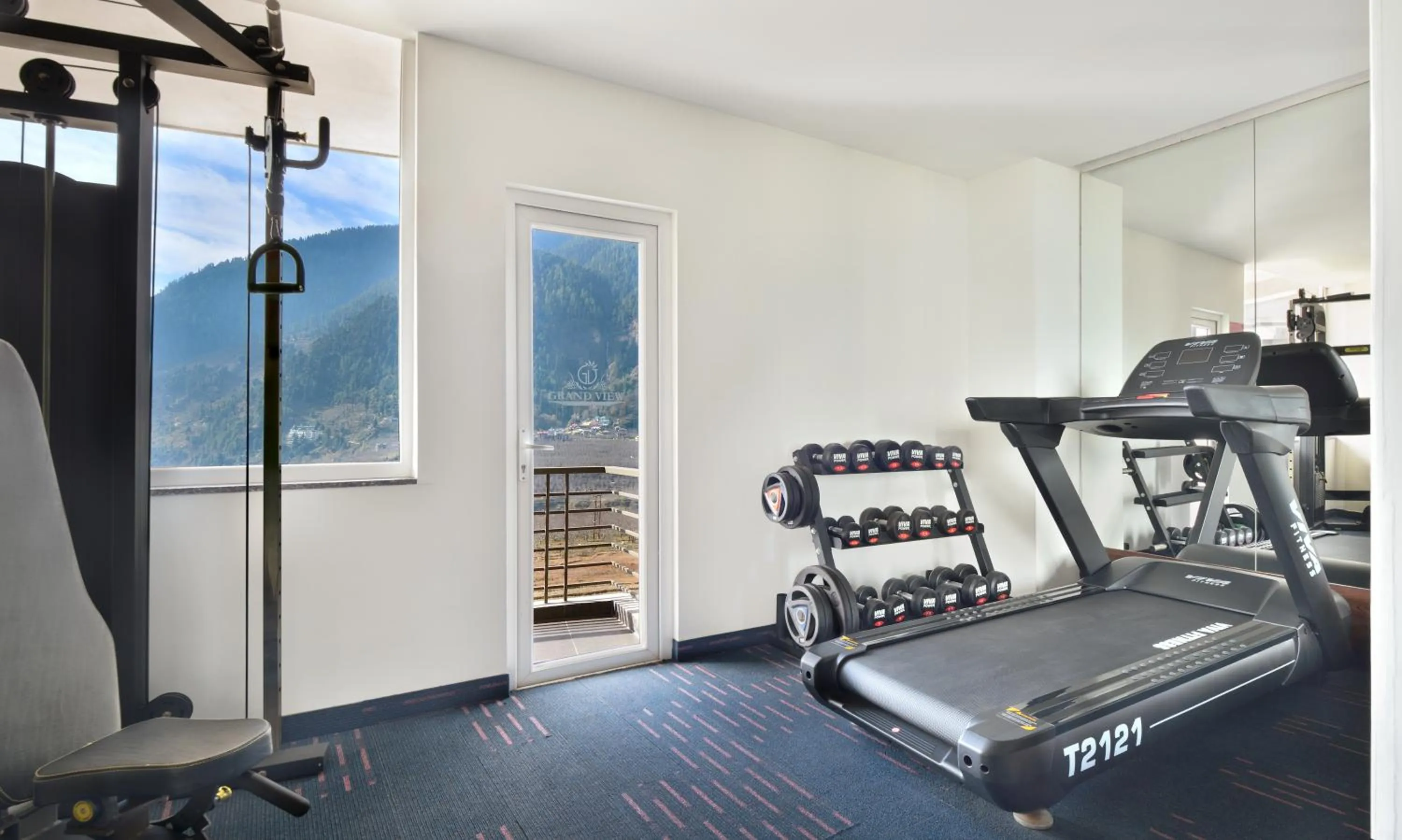 Fitness centre/facilities in juSTa Grand View Resort & Spa, Manali