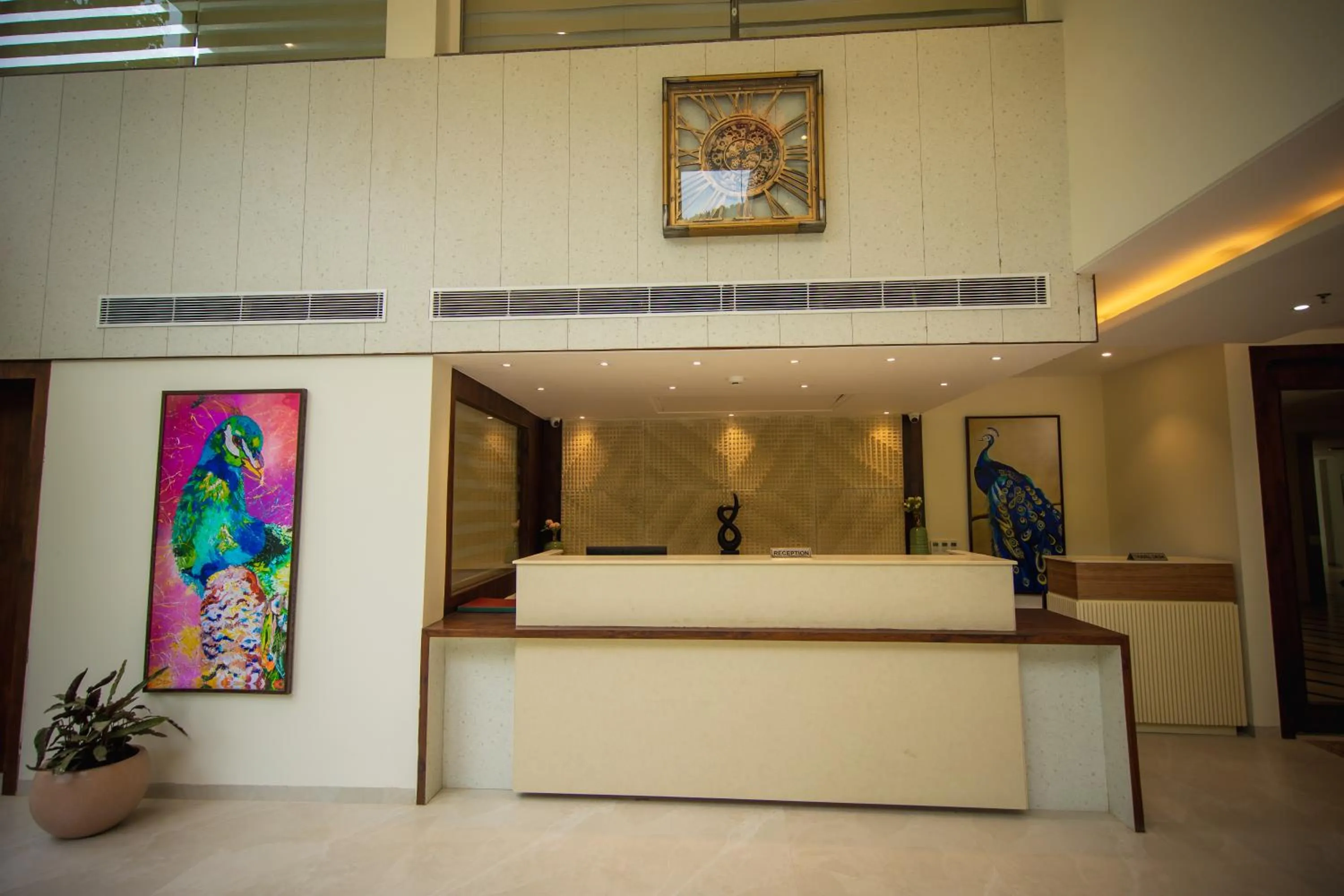 Lobby or reception in juSTa Grand View Resort & Spa, Manali