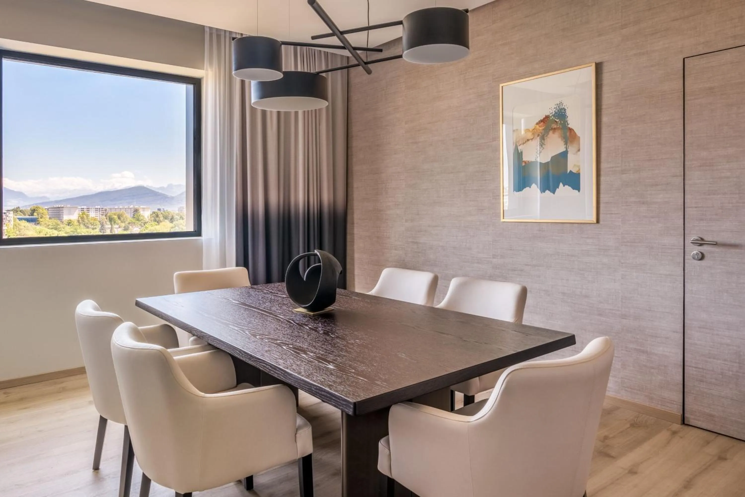 Bedroom in Geneva Marriott Hotel