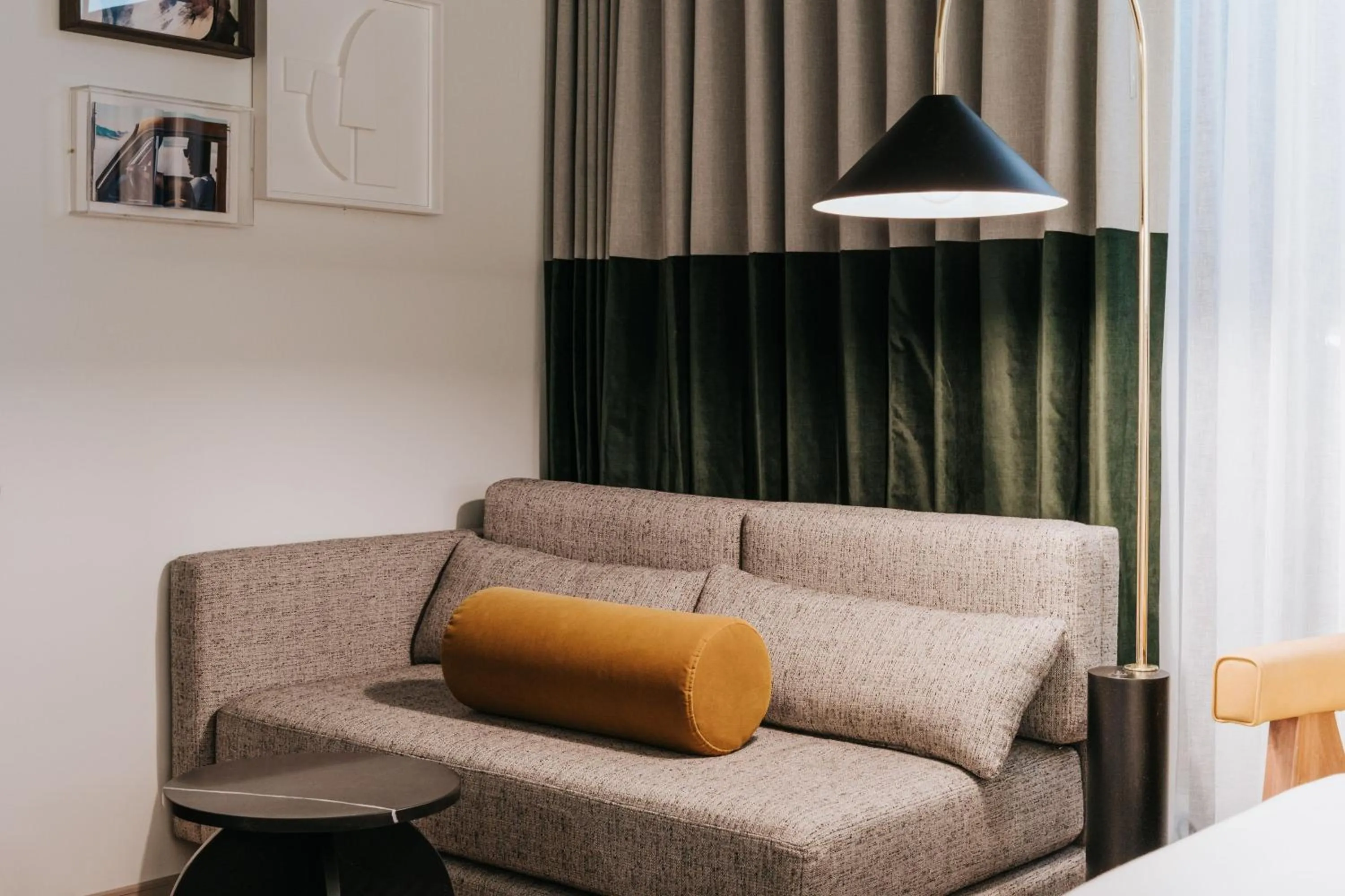 Photo of the whole room in Le Meridien Salt Lake City Downtown