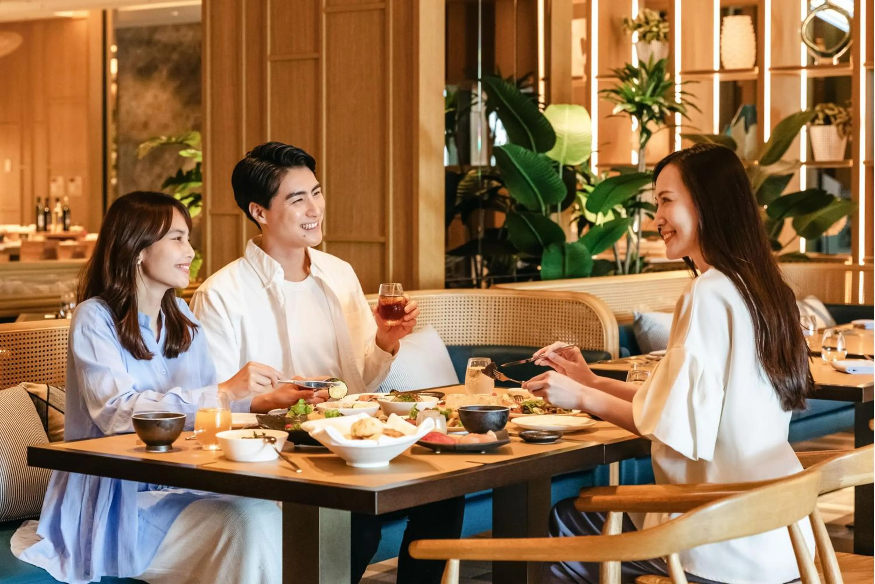 Restaurant/places to eat in The Westin Yokohama