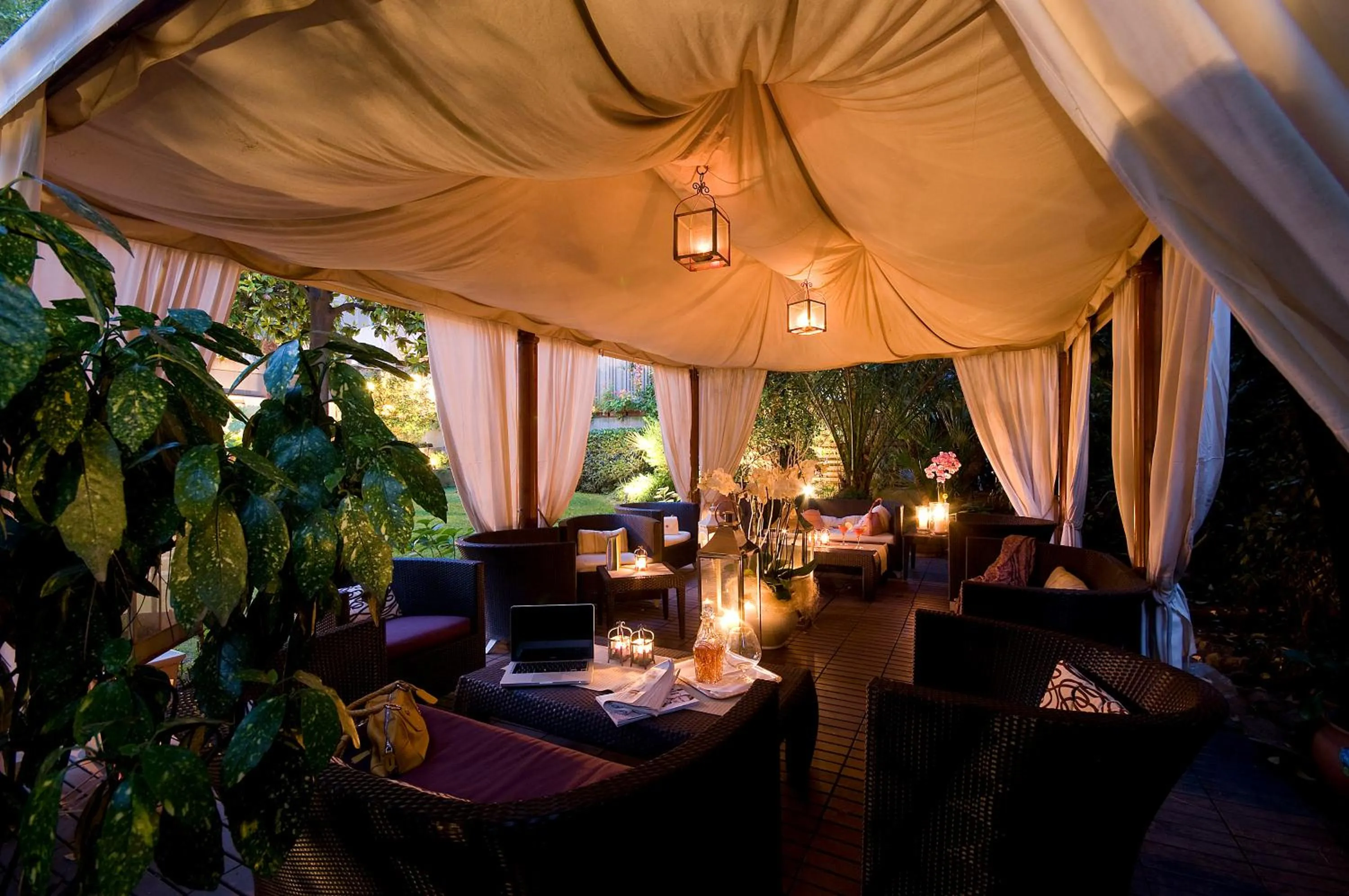 Garden in Hotel Fenix