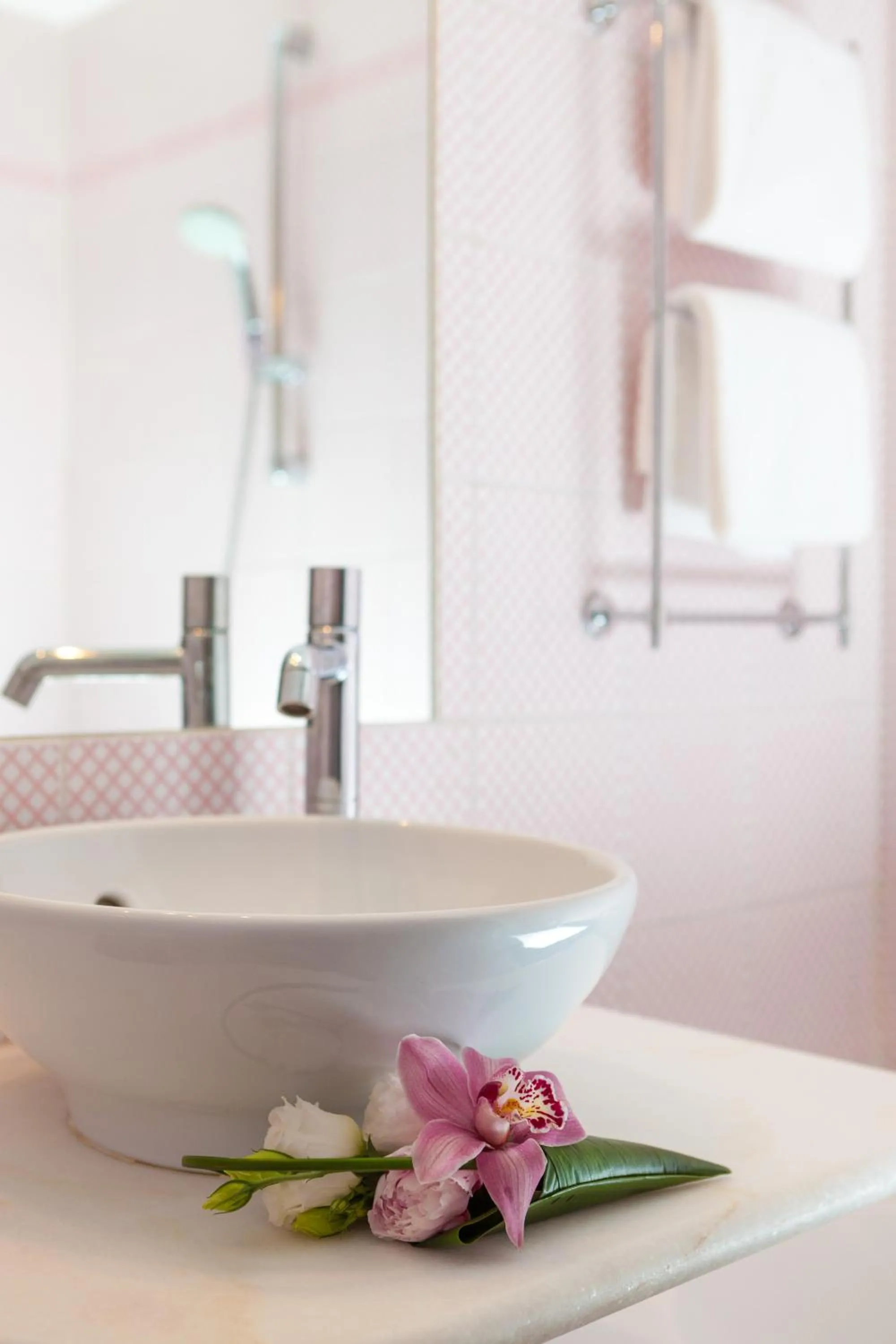 Bathroom in Hotel Fenix