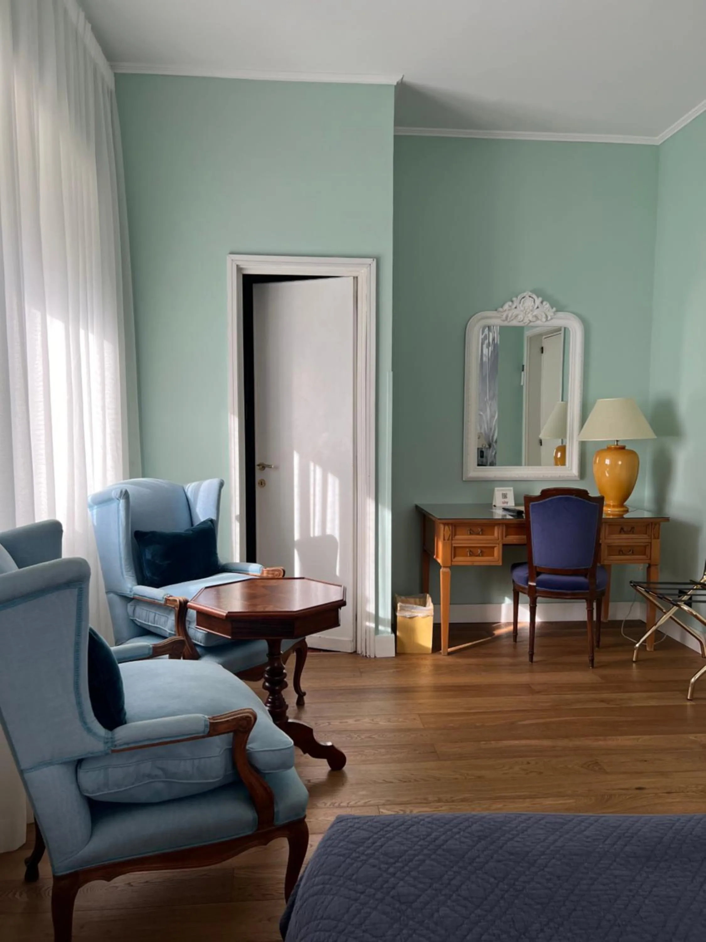 Bedroom in Hotel Fenix