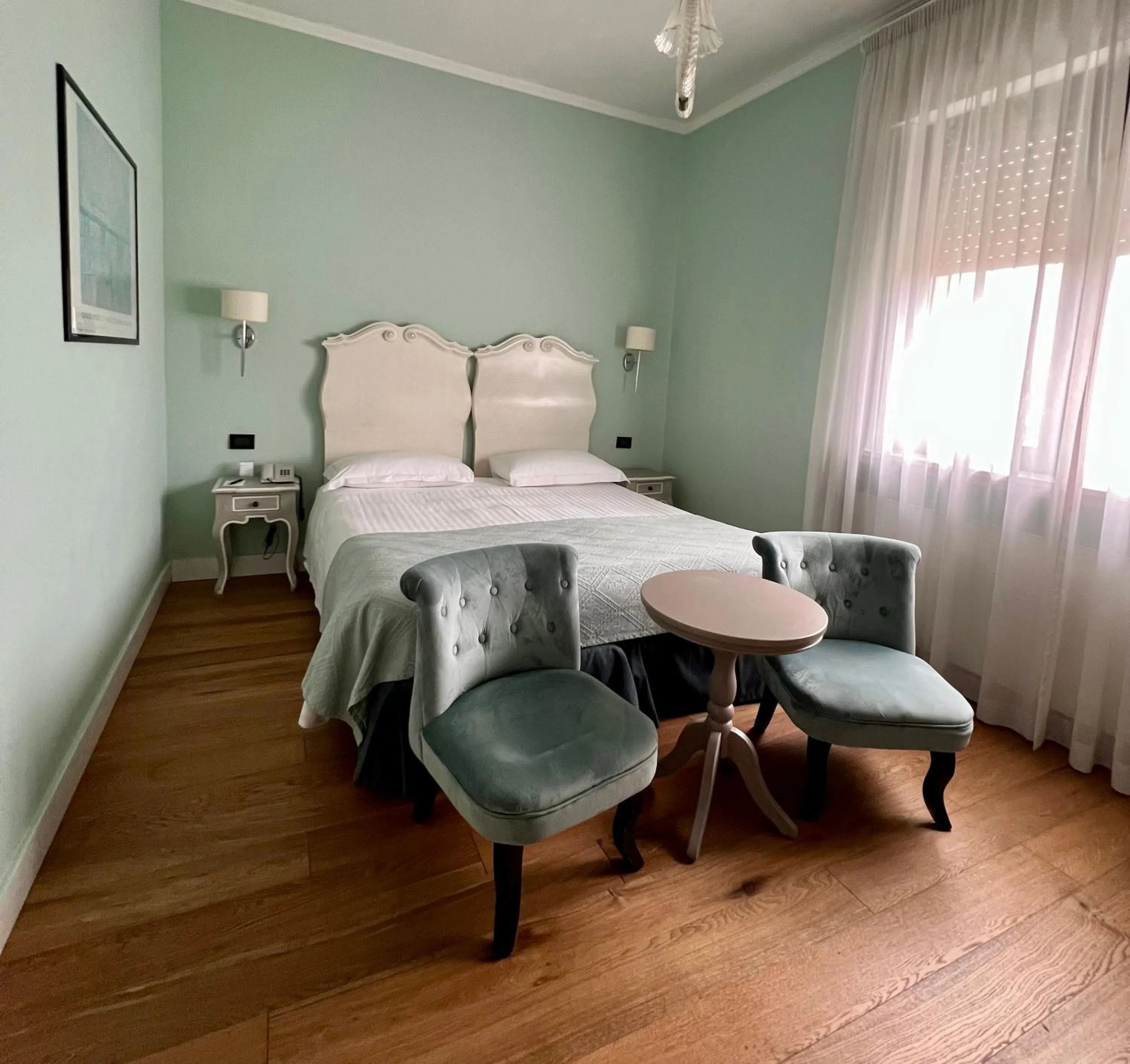 Photo of the whole room, Bed in Hotel Fenix