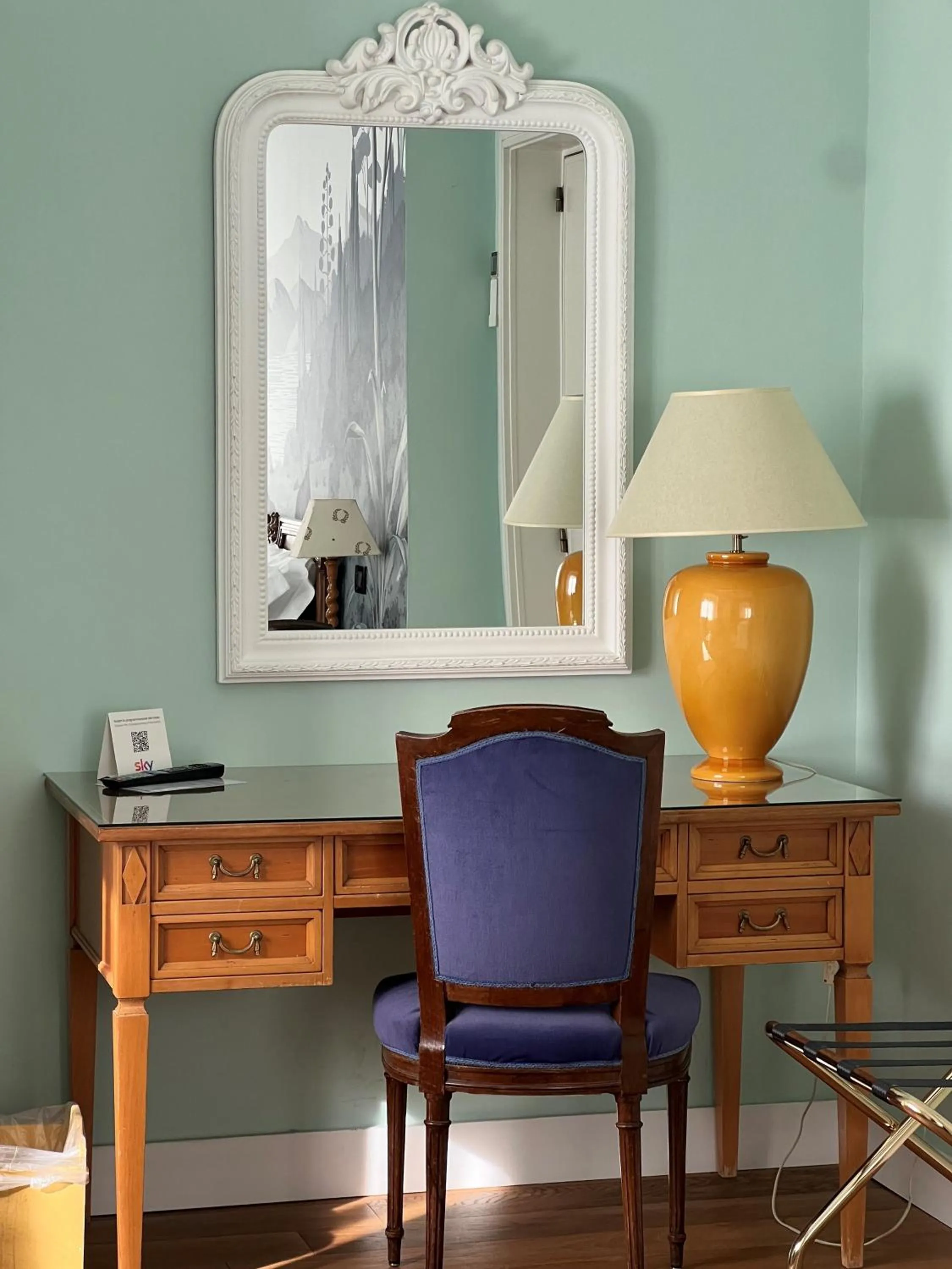 Decorative detail in Hotel Fenix