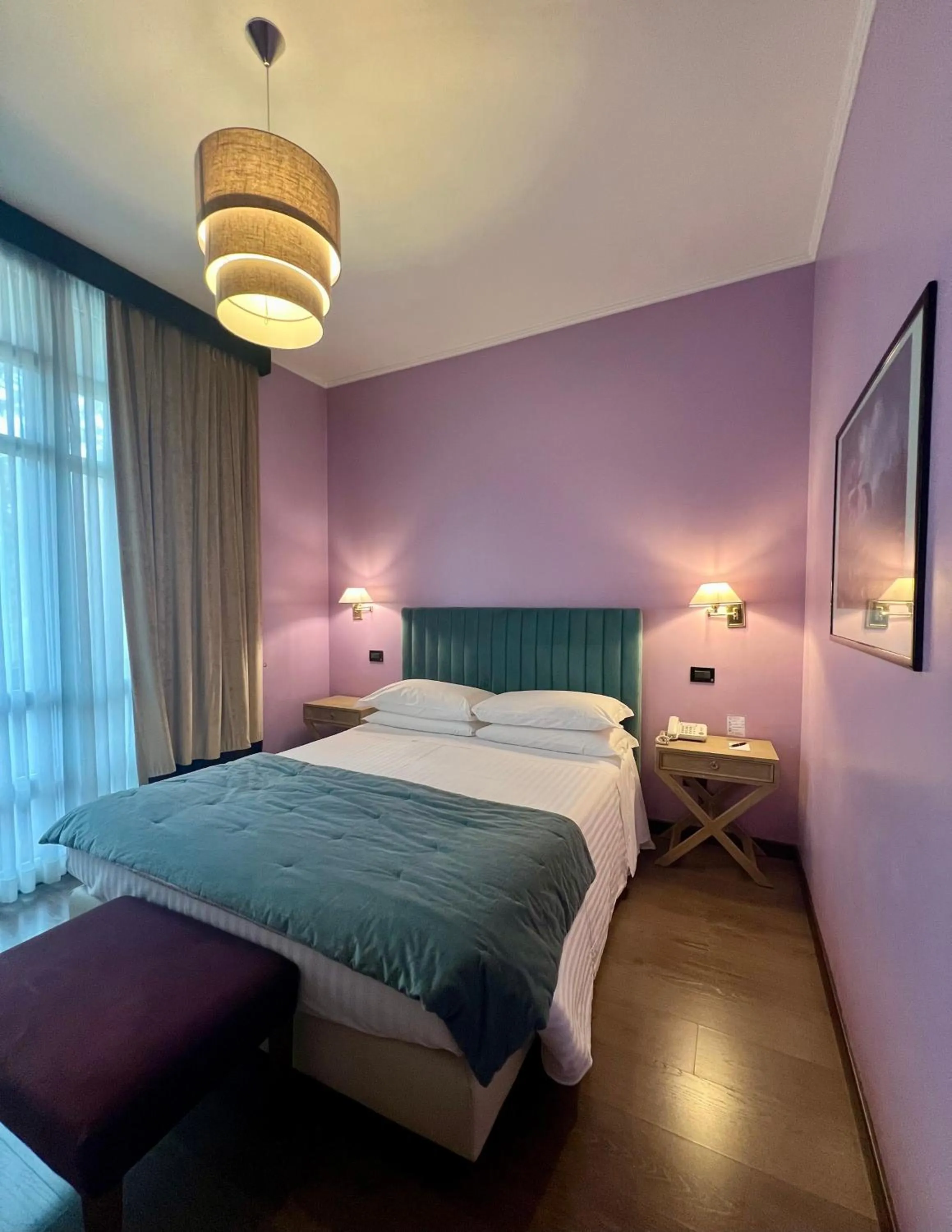 Bedroom, Bed in Hotel Fenix