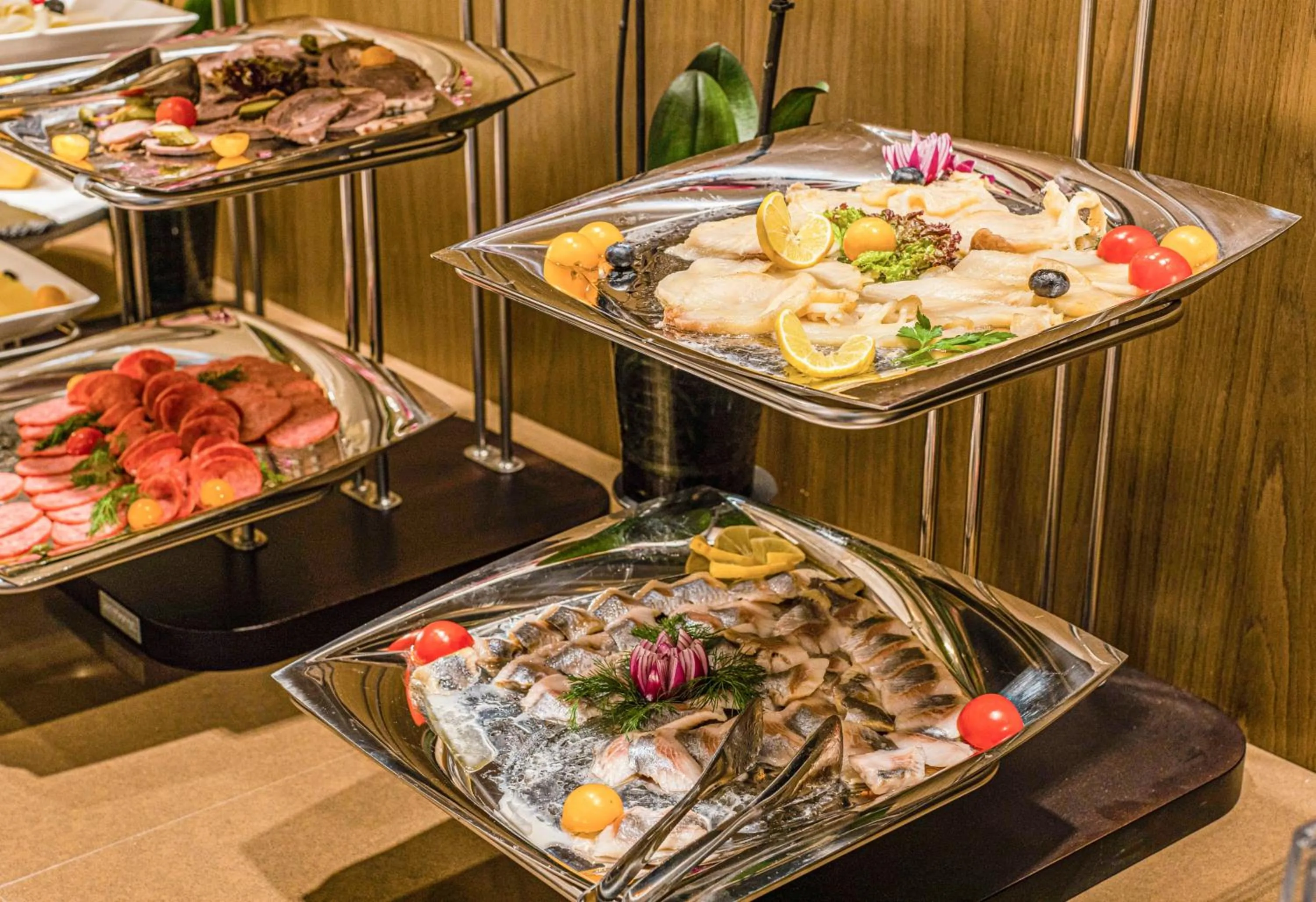 Breakfast in Lia! by Minyoun Stars of Ulugbek