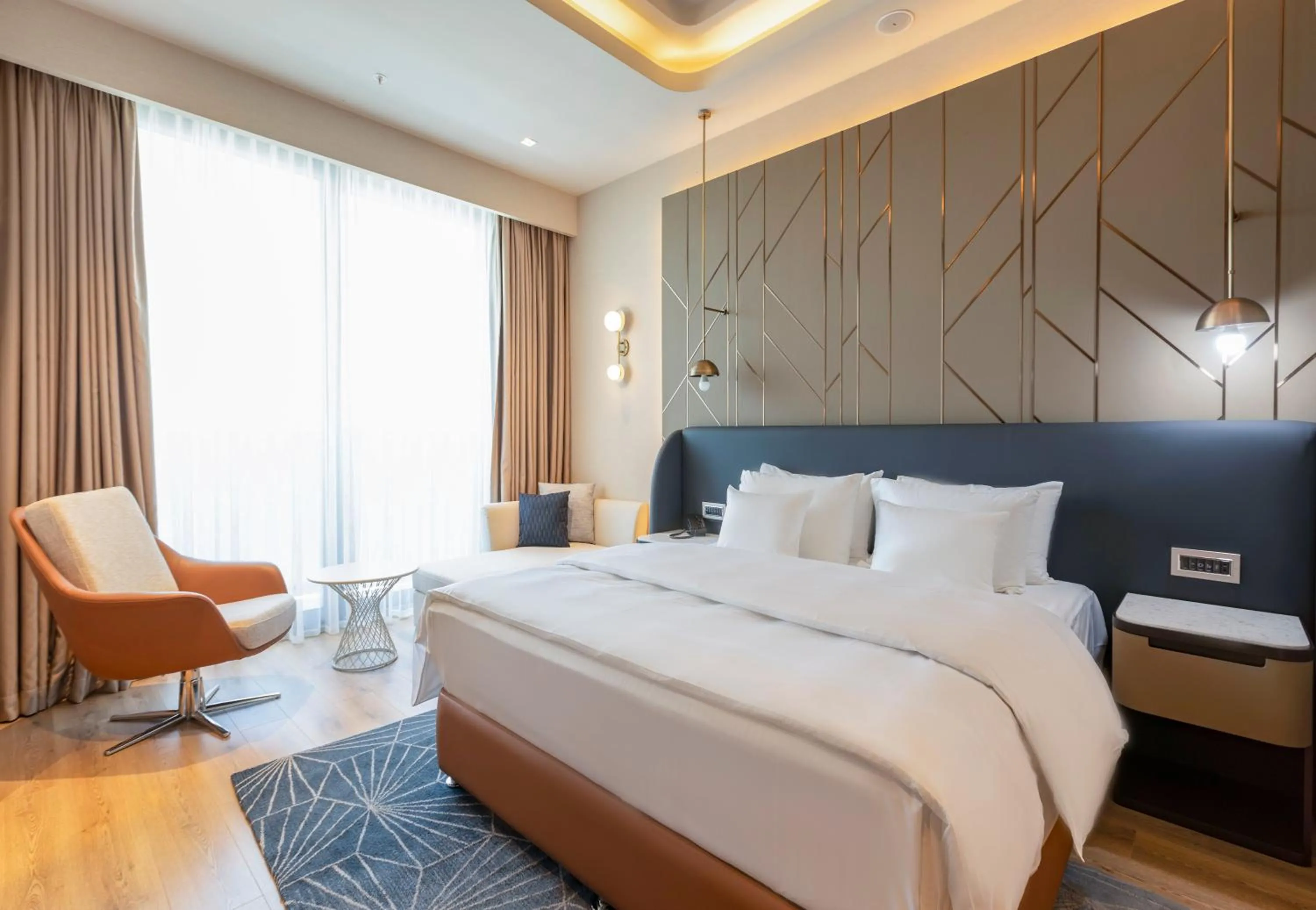 Bed in Lia! by Minyoun Stars of Ulugbek