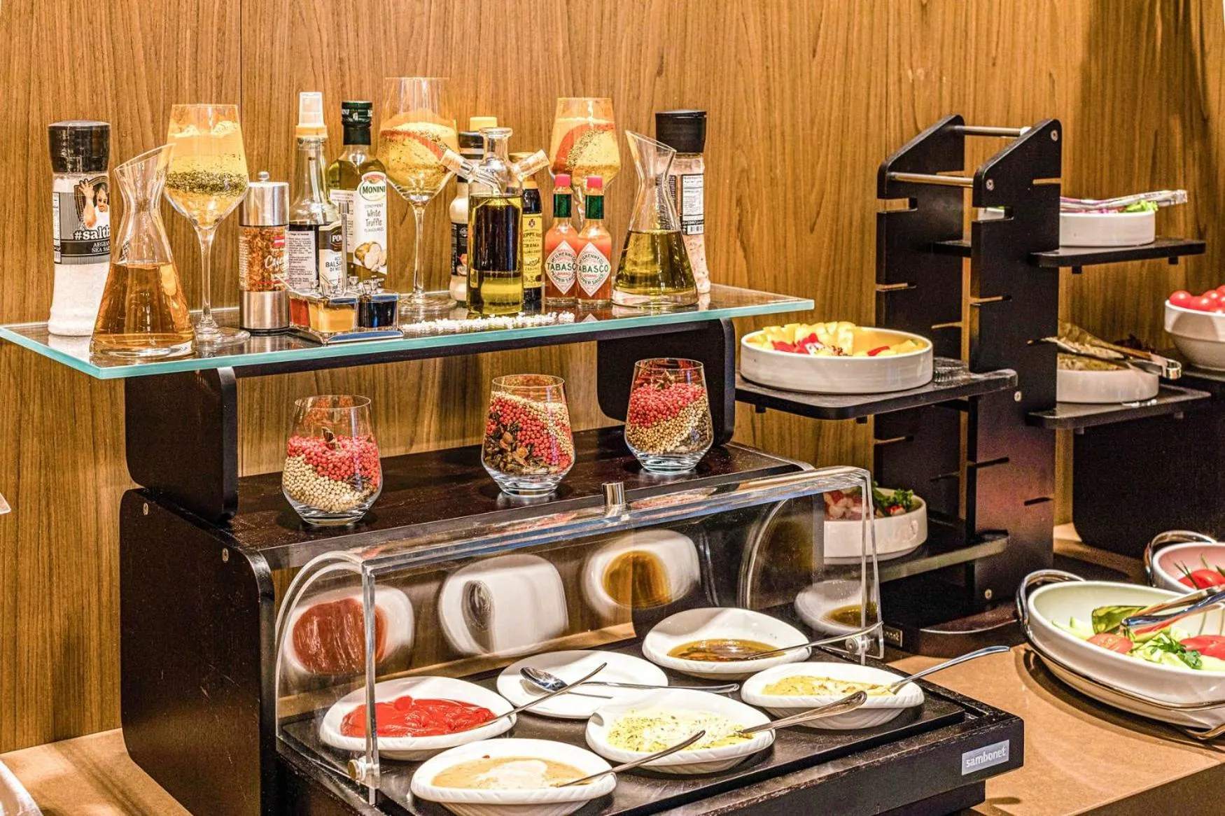 Breakfast in Lia! by Minyoun Stars of Ulugbek