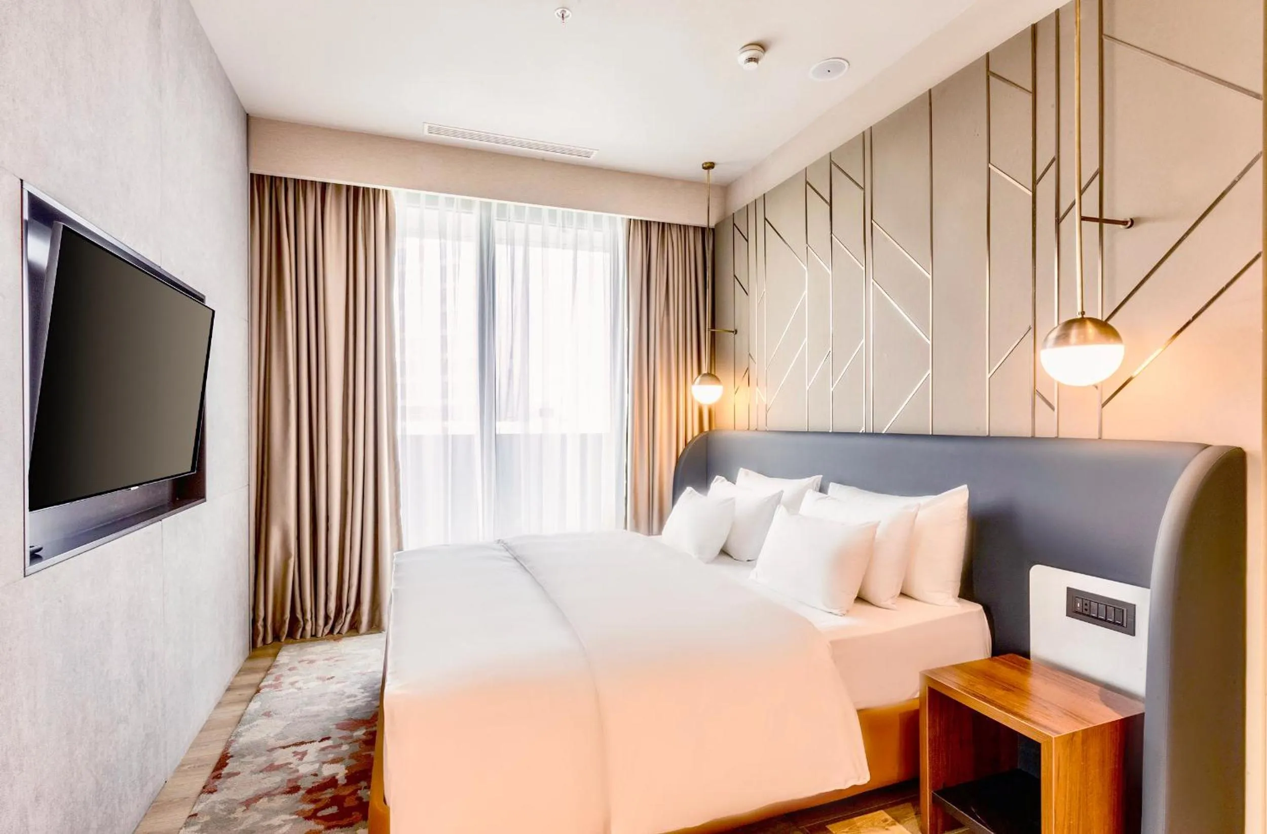 Bed in Lia! by Minyoun Stars of Ulugbek