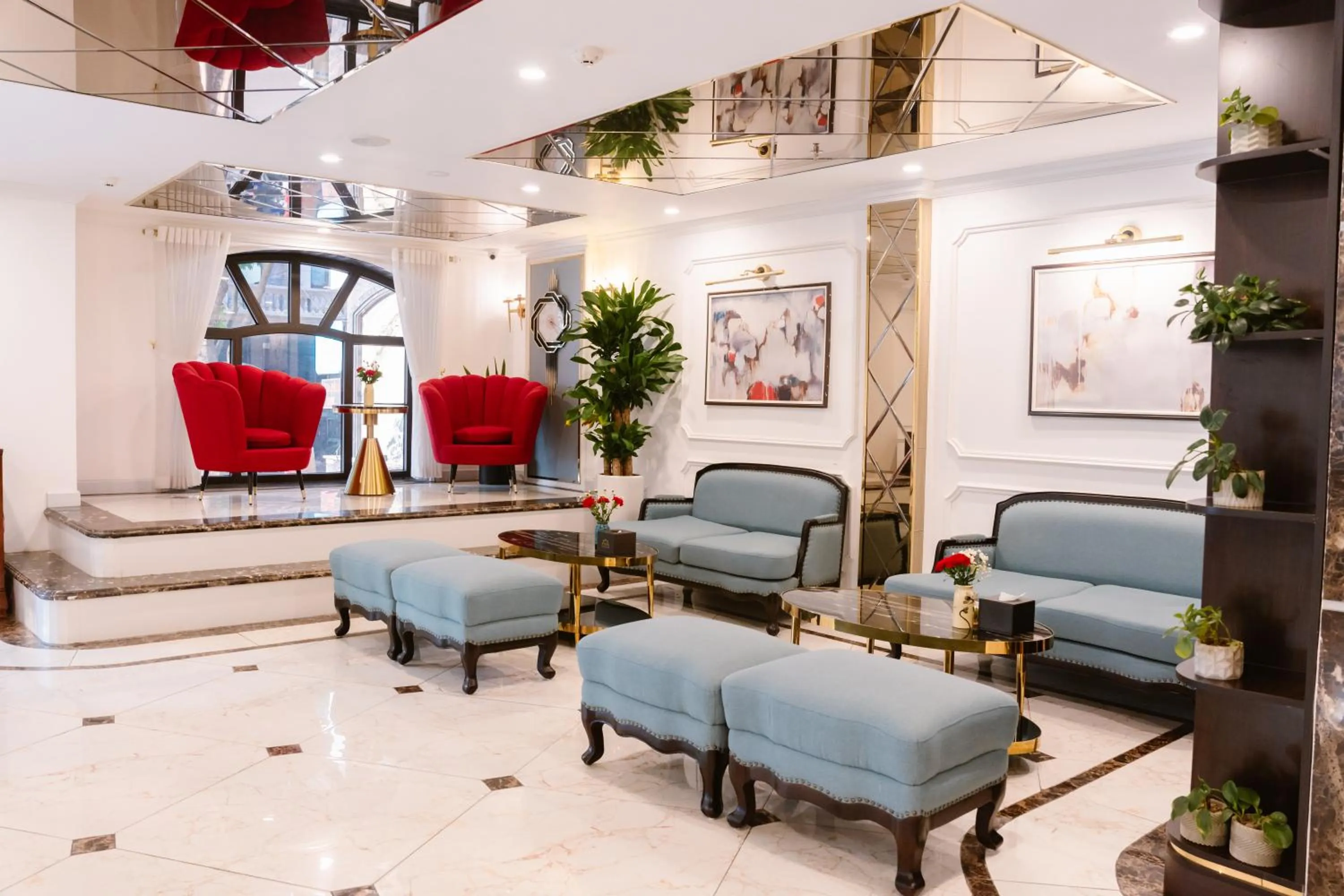 Lobby or reception in Hồng Vận Hotel