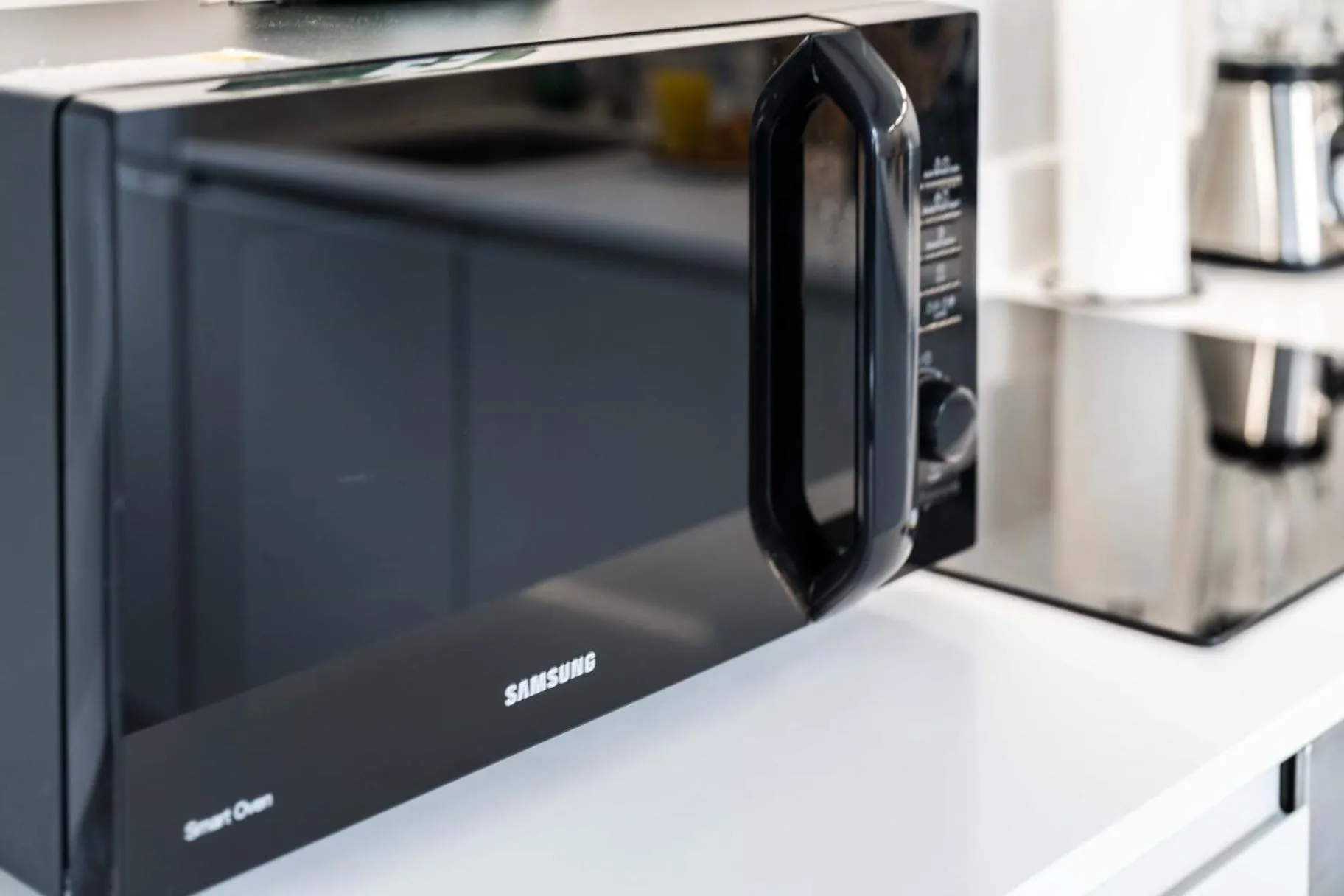 Kitchen or kitchenette in Super Luxe Central Maidenhead Apartment