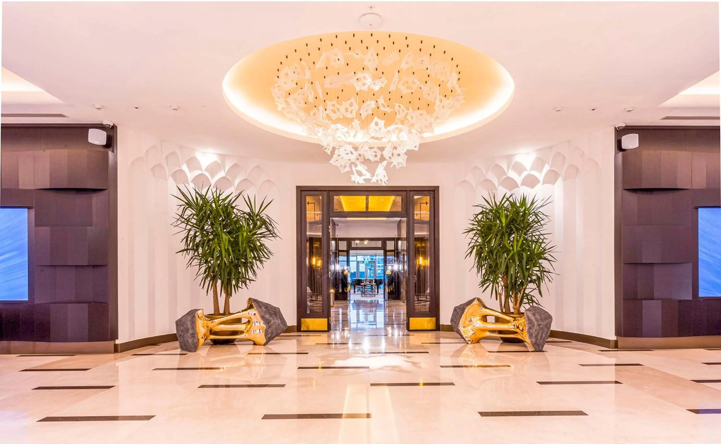 Lobby or reception in Hilton Samarkand Regency