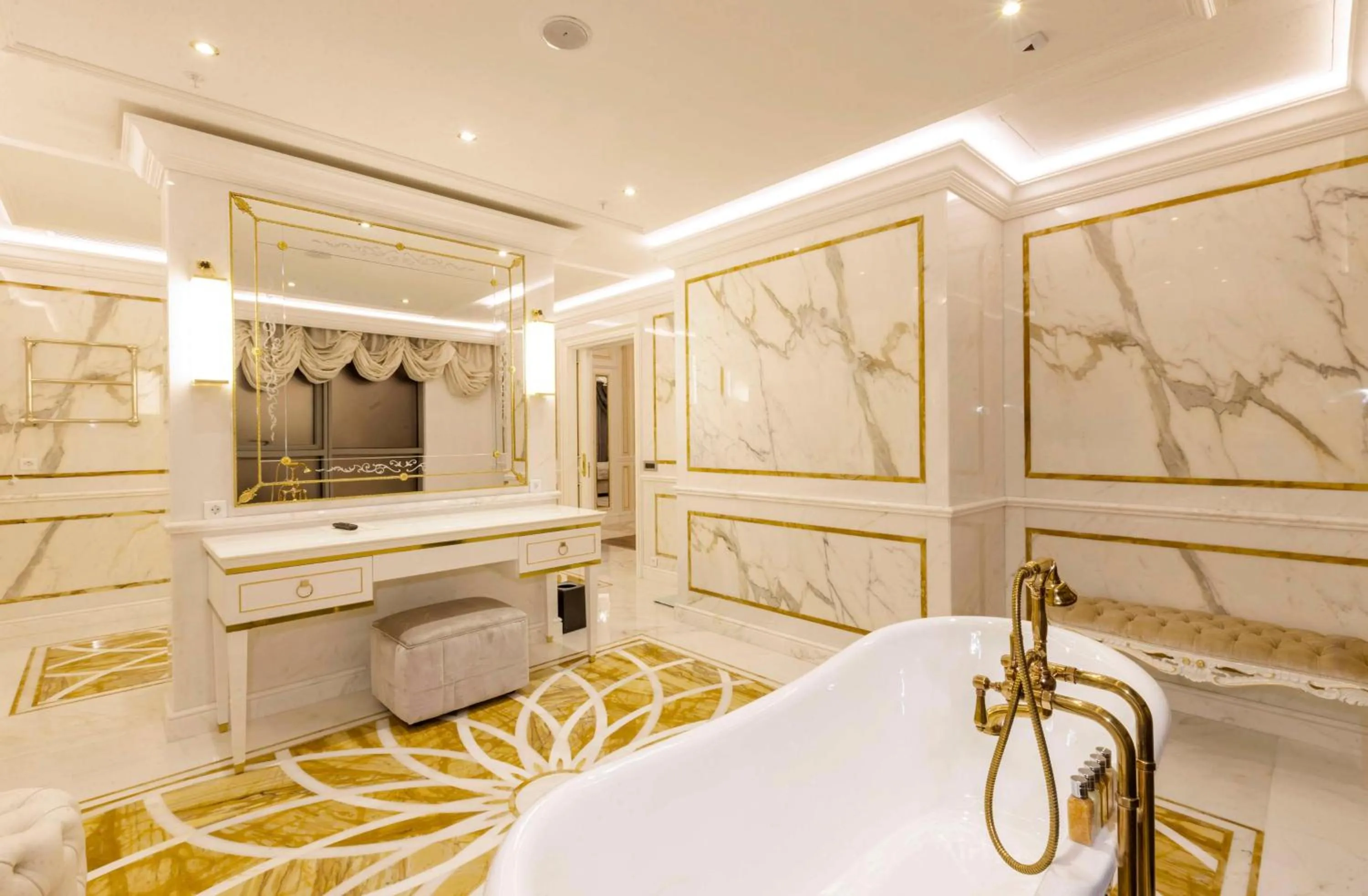 Bathroom, Bed in Hilton Samarkand Regency